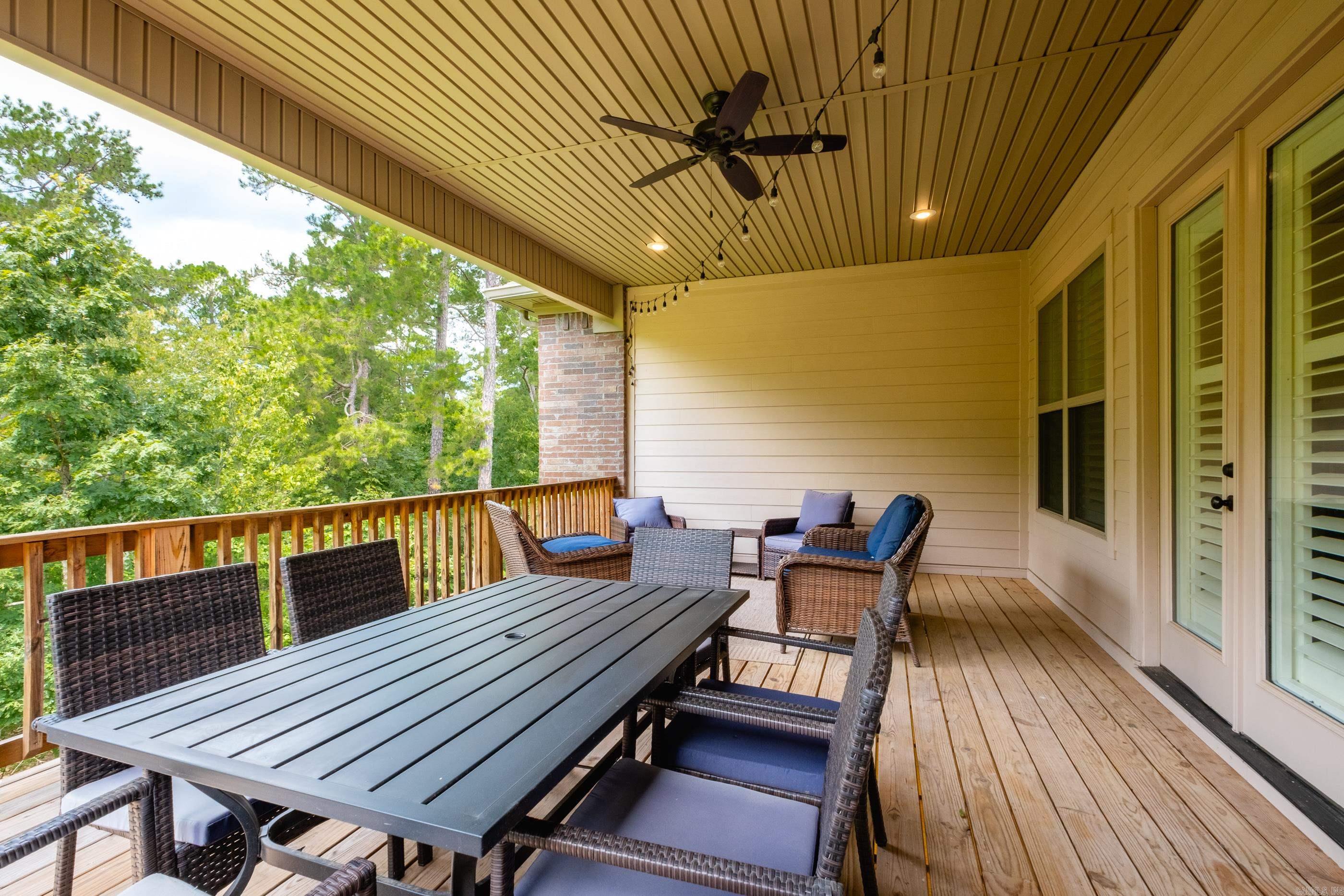 CHENAL VALLEY EPERNAY PLACE - Residential