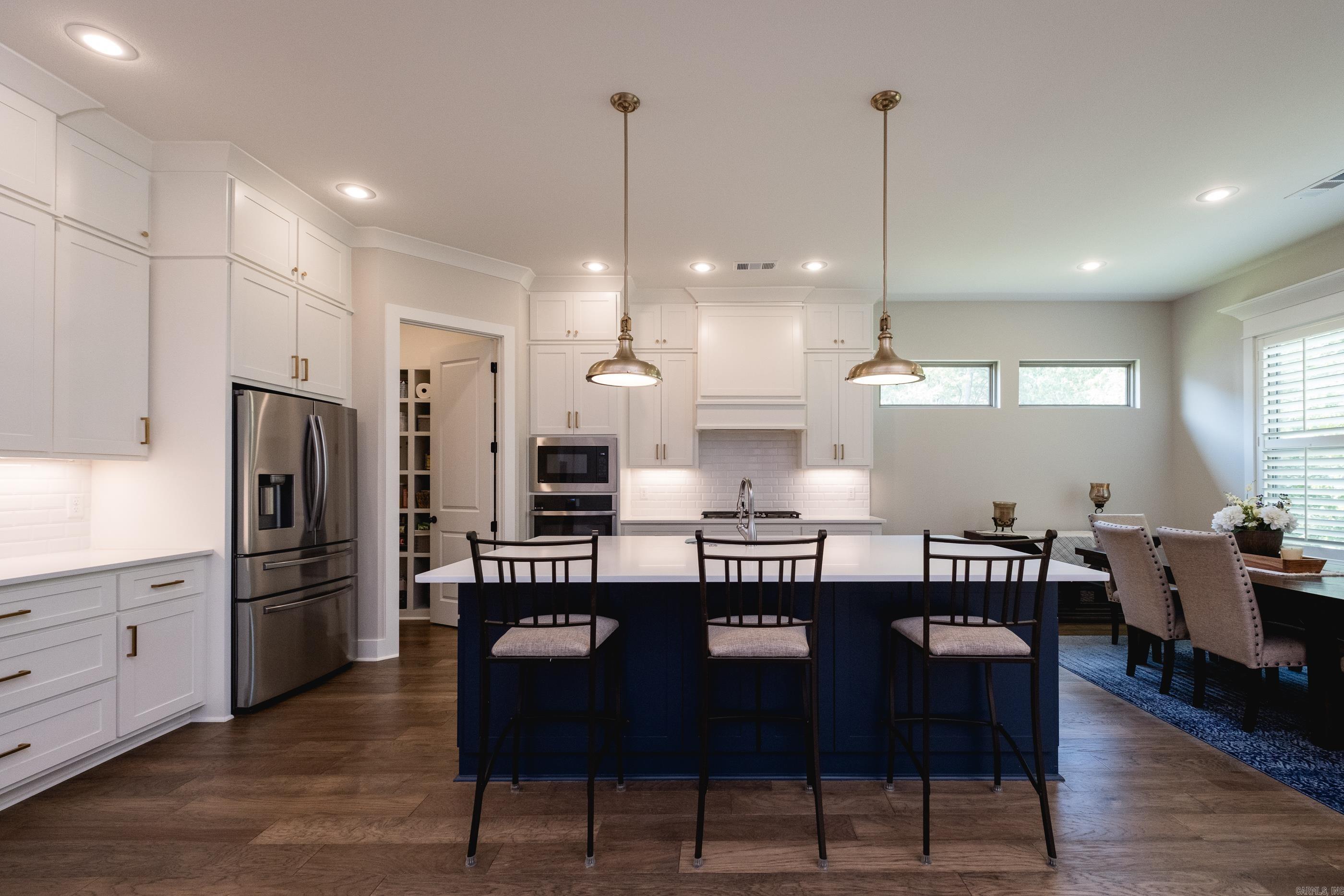 CHENAL VALLEY EPERNAY PLACE - Residential