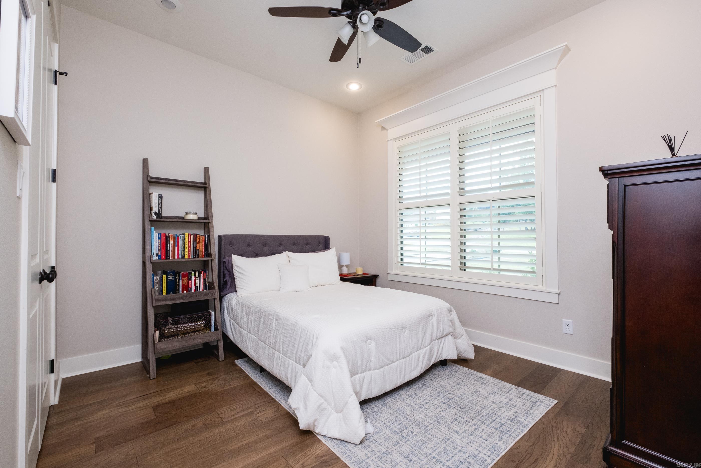 CHENAL VALLEY EPERNAY PLACE - Residential