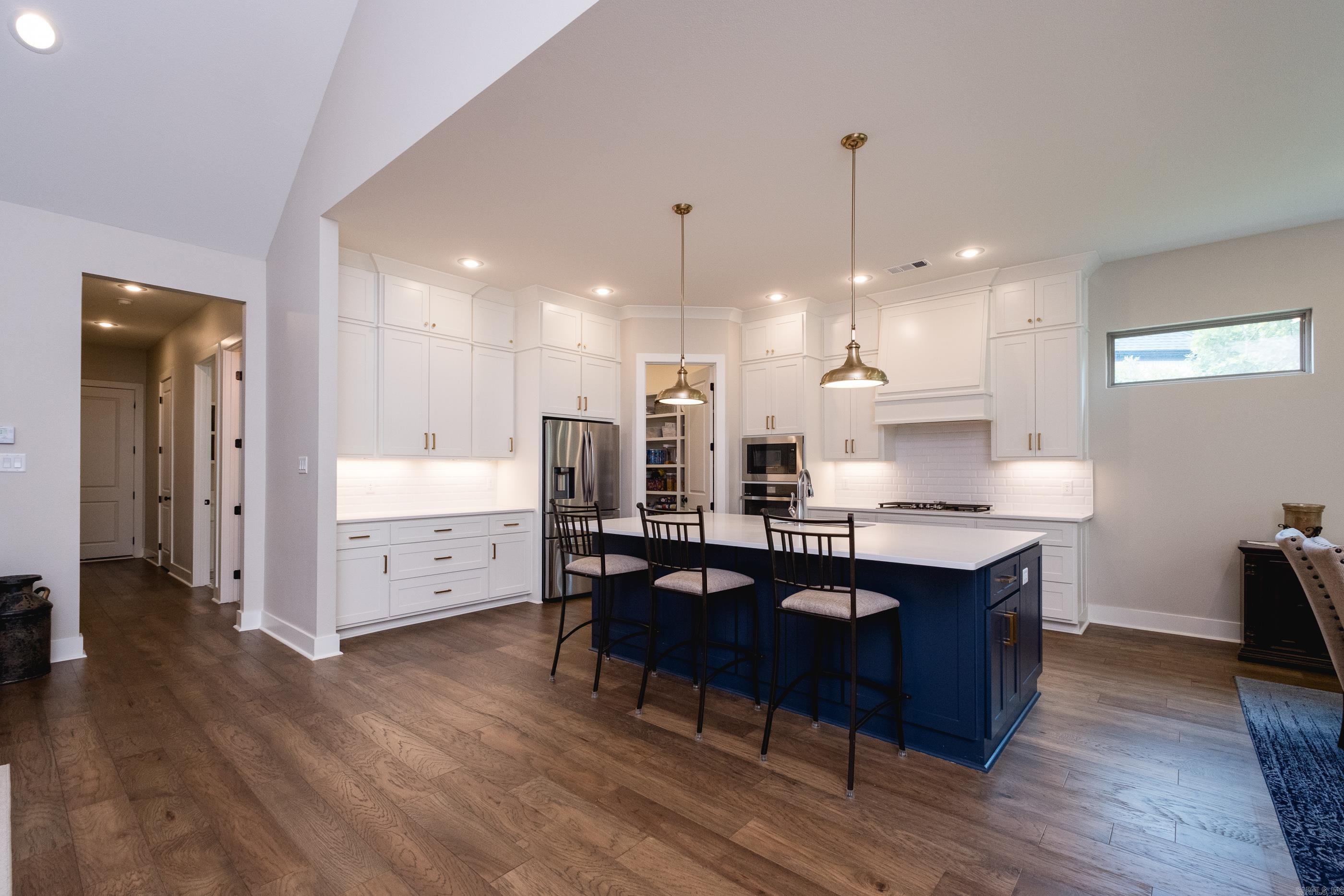 CHENAL VALLEY EPERNAY PLACE - Residential