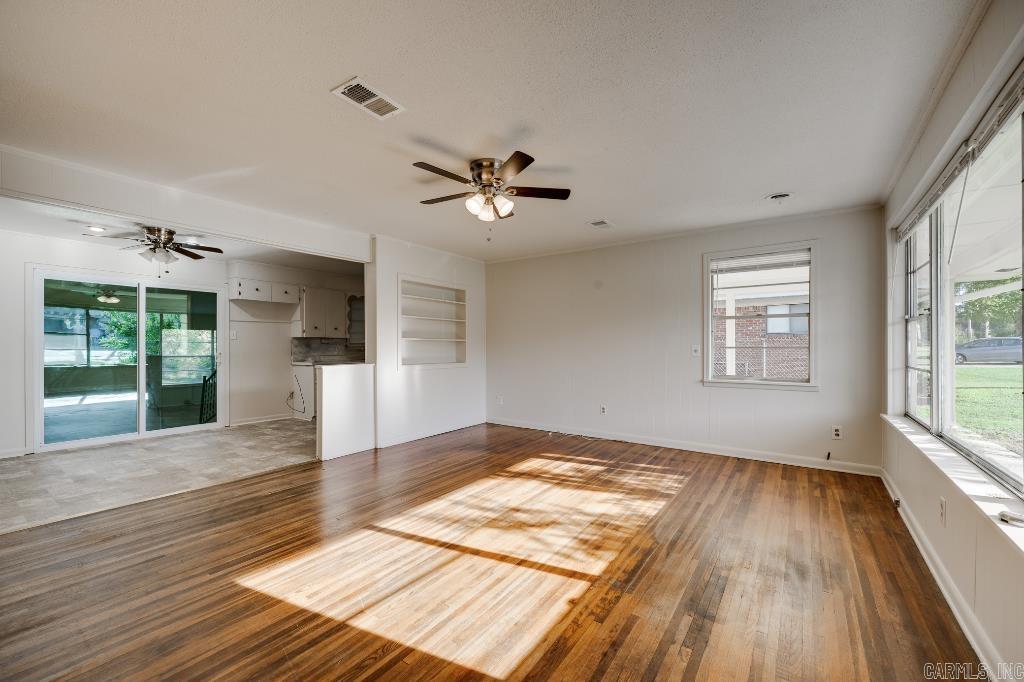 PARK HILL - Residential