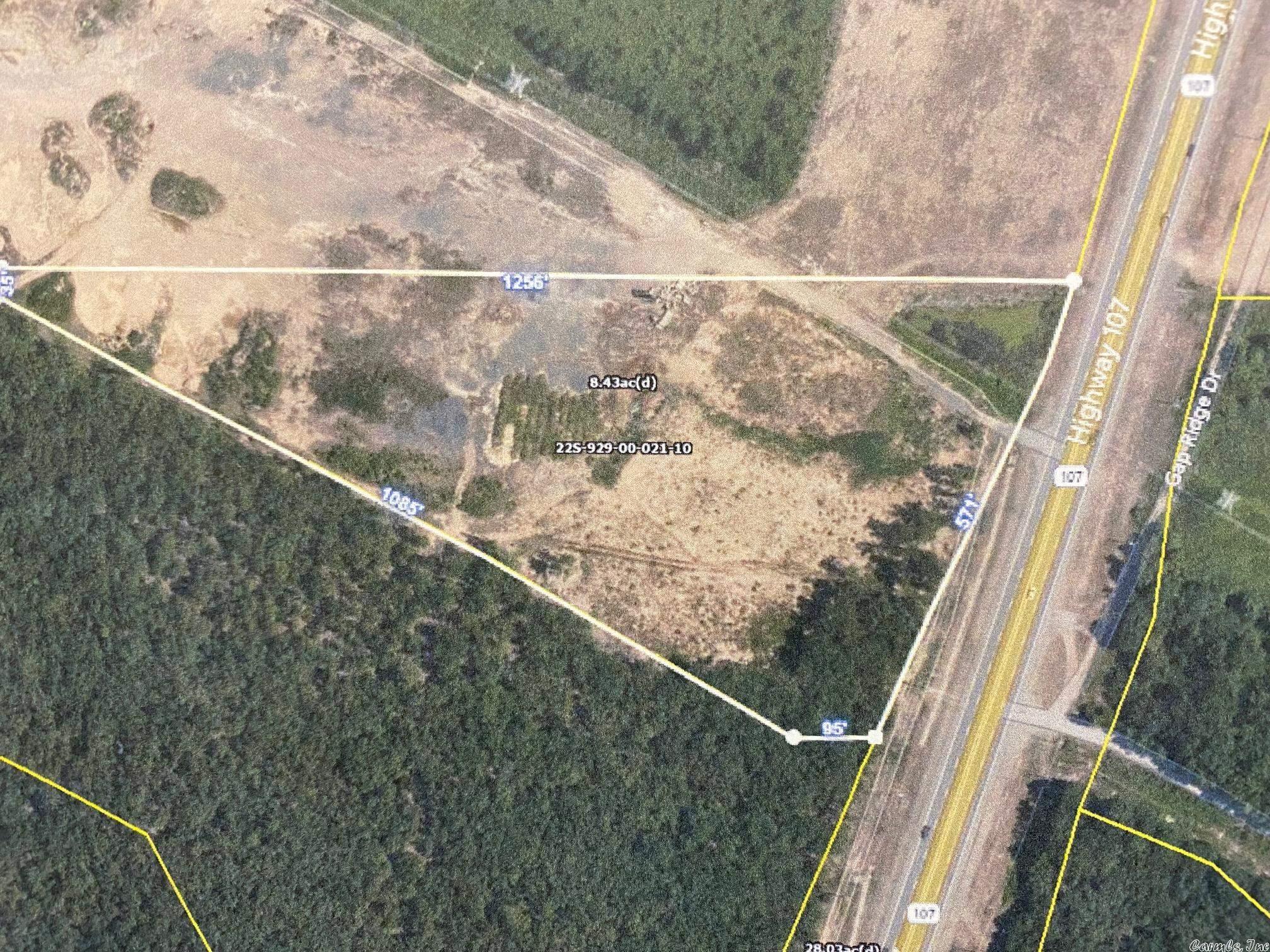 Excellent Commercial Location, approximately 570 feet frontage on Hwy 107.