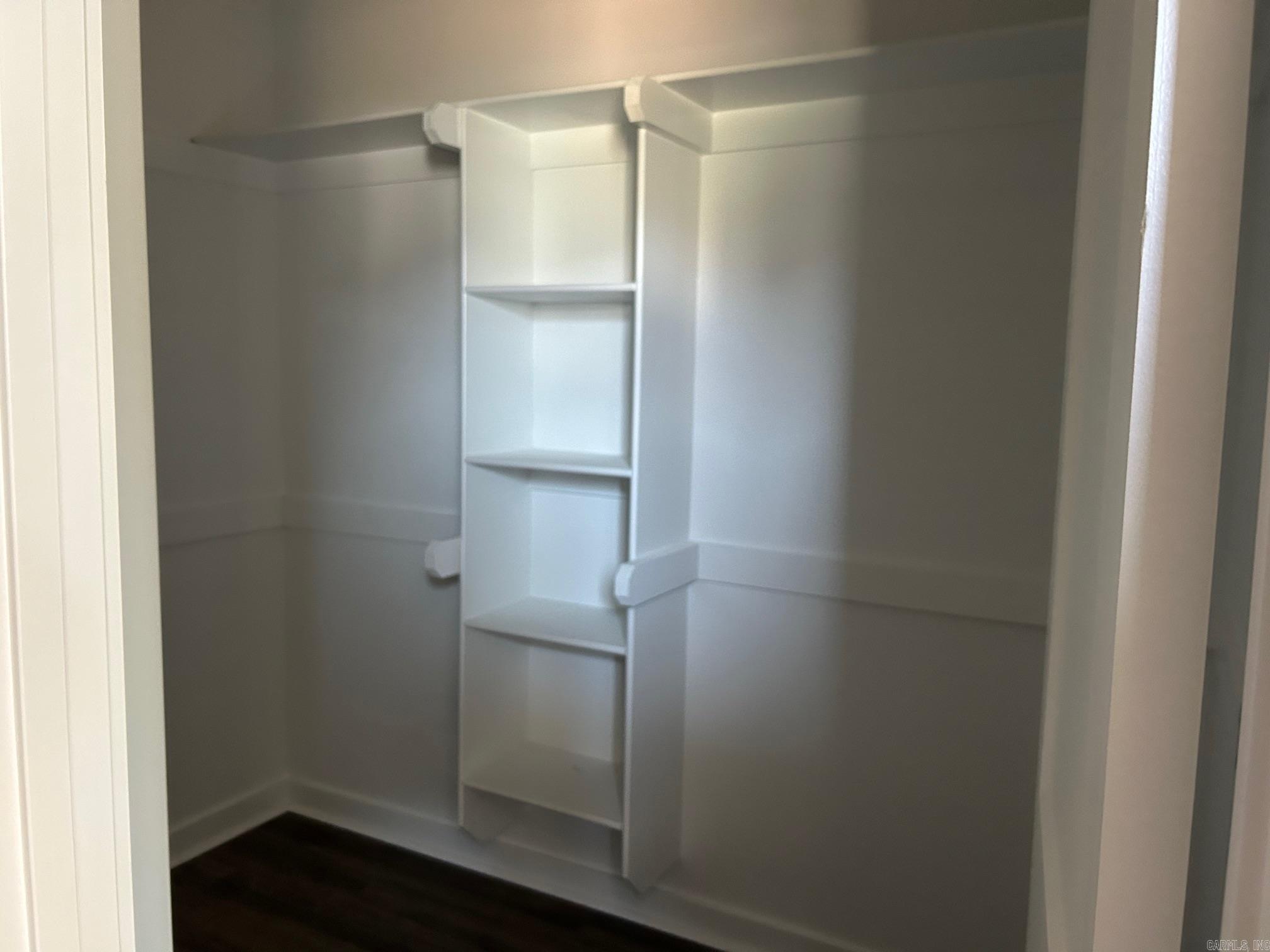 KNOTTING HILL - Residential