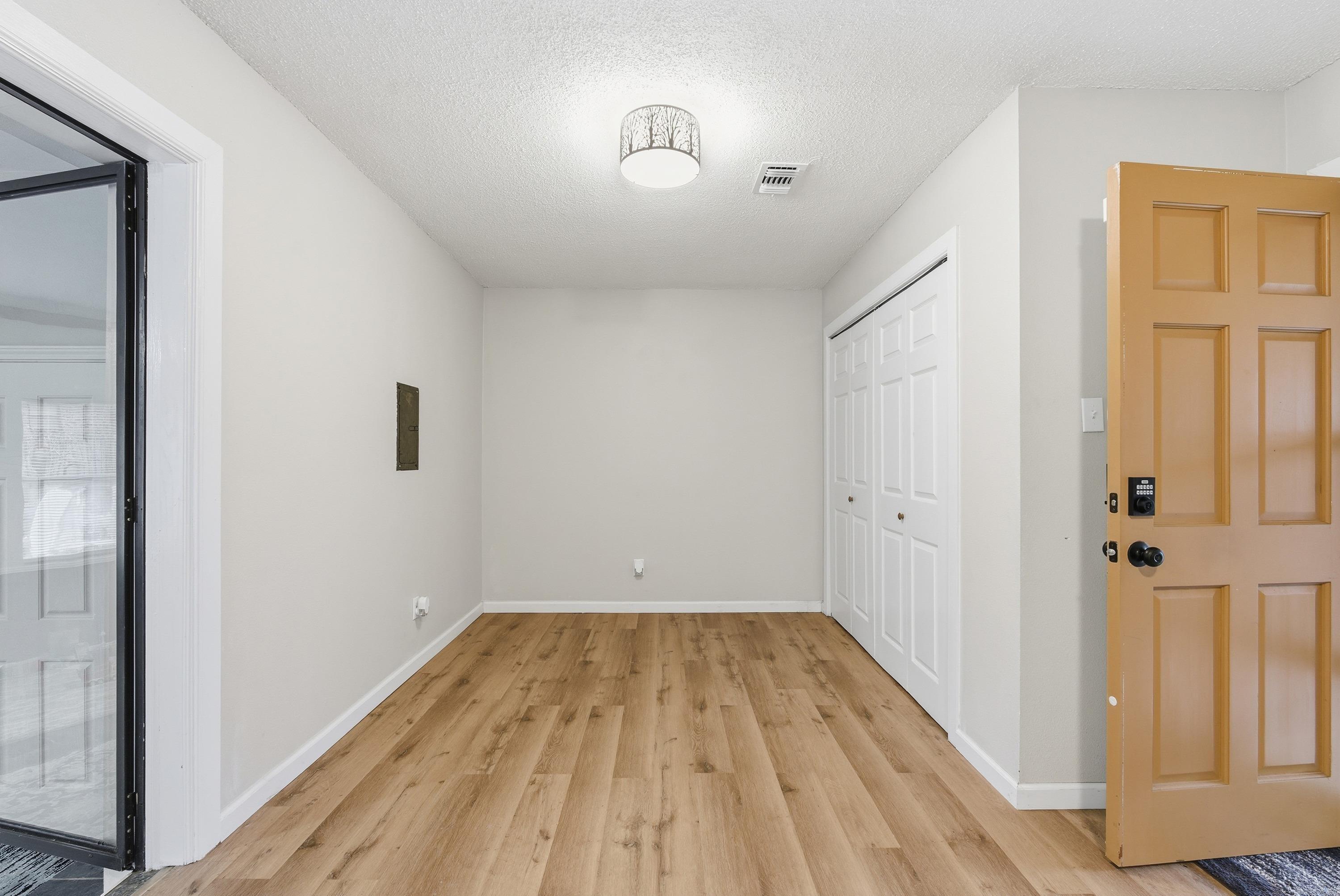 MARSHALL ROAD - Residential