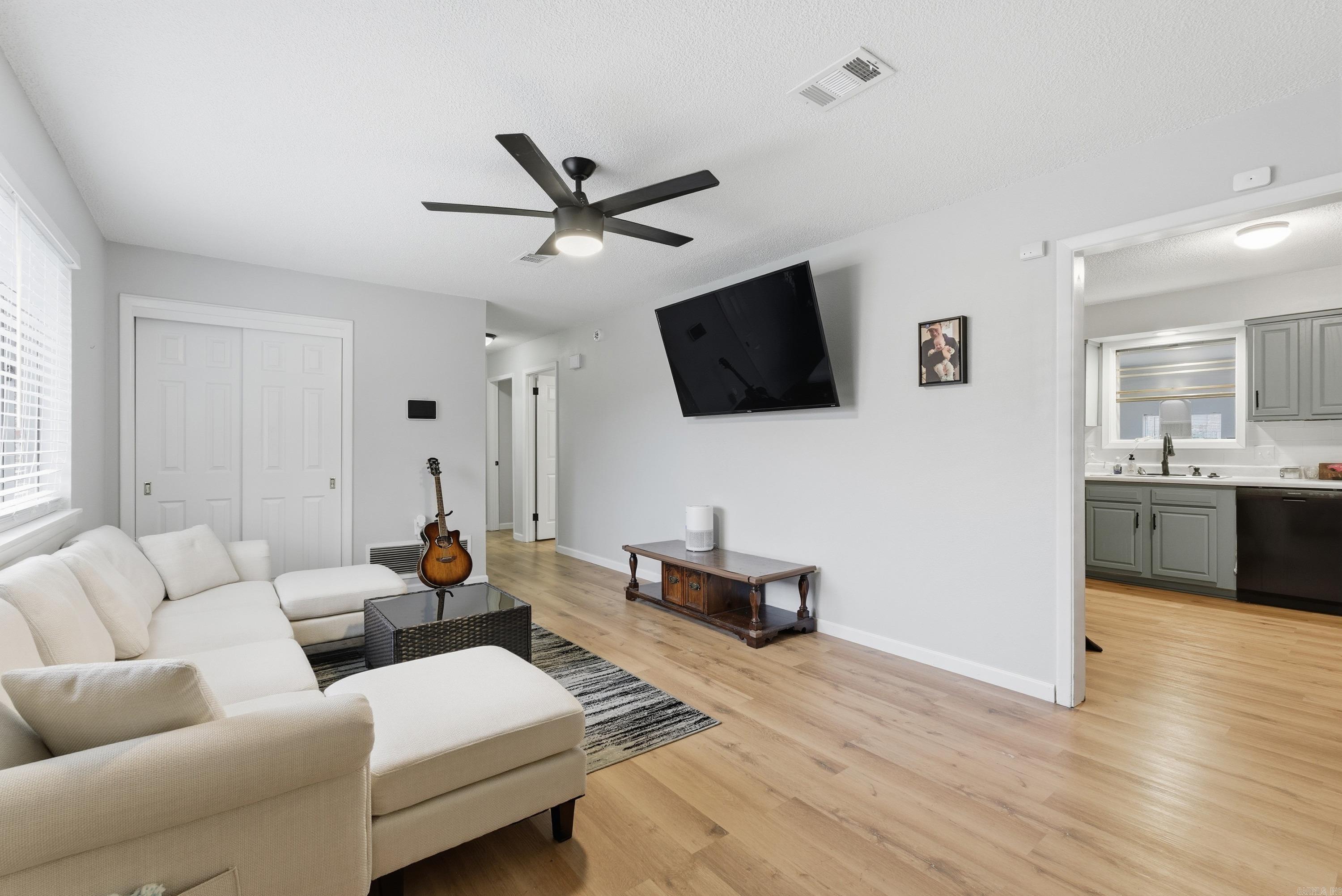 MARSHALL ROAD - Residential