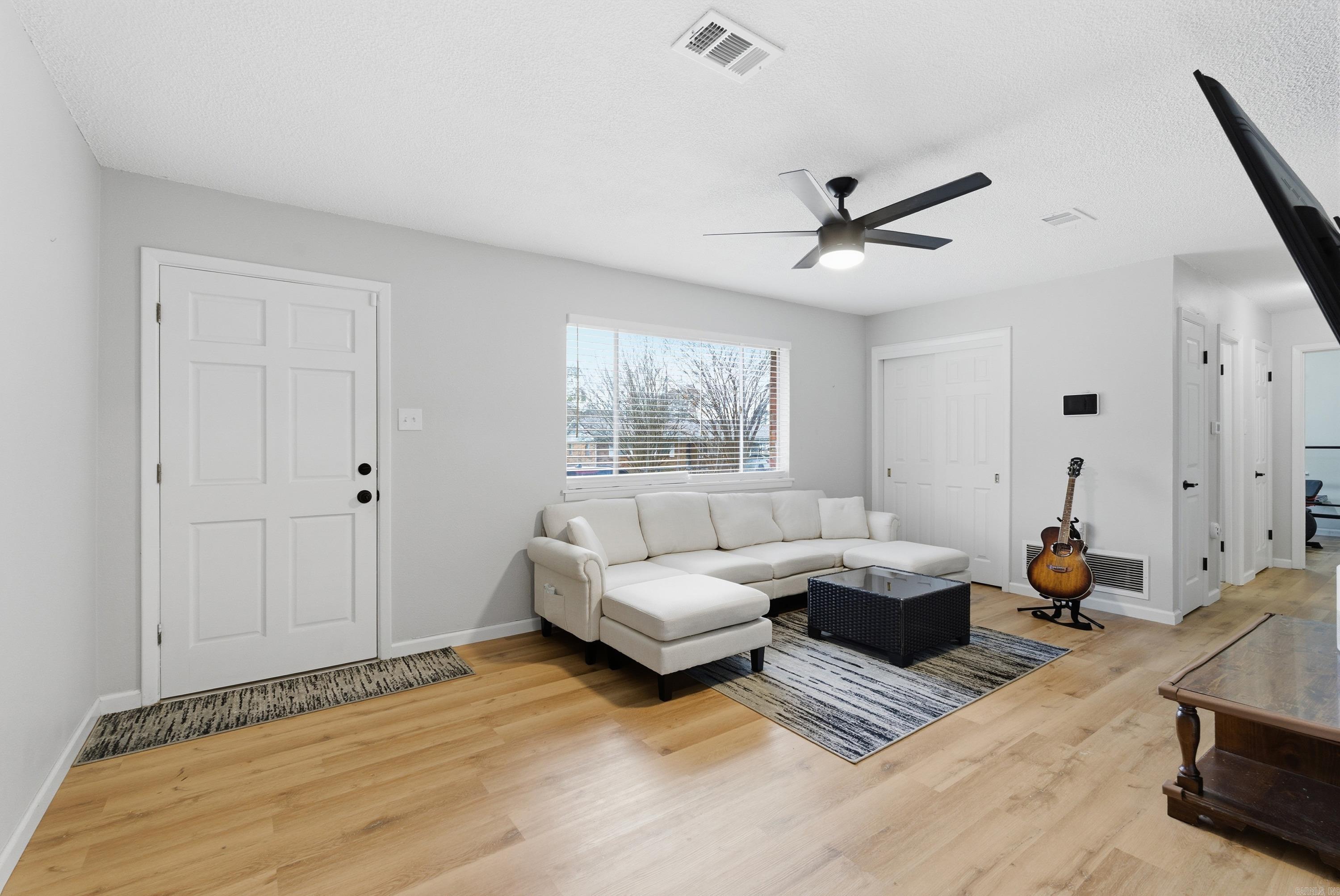 MARSHALL ROAD - Residential