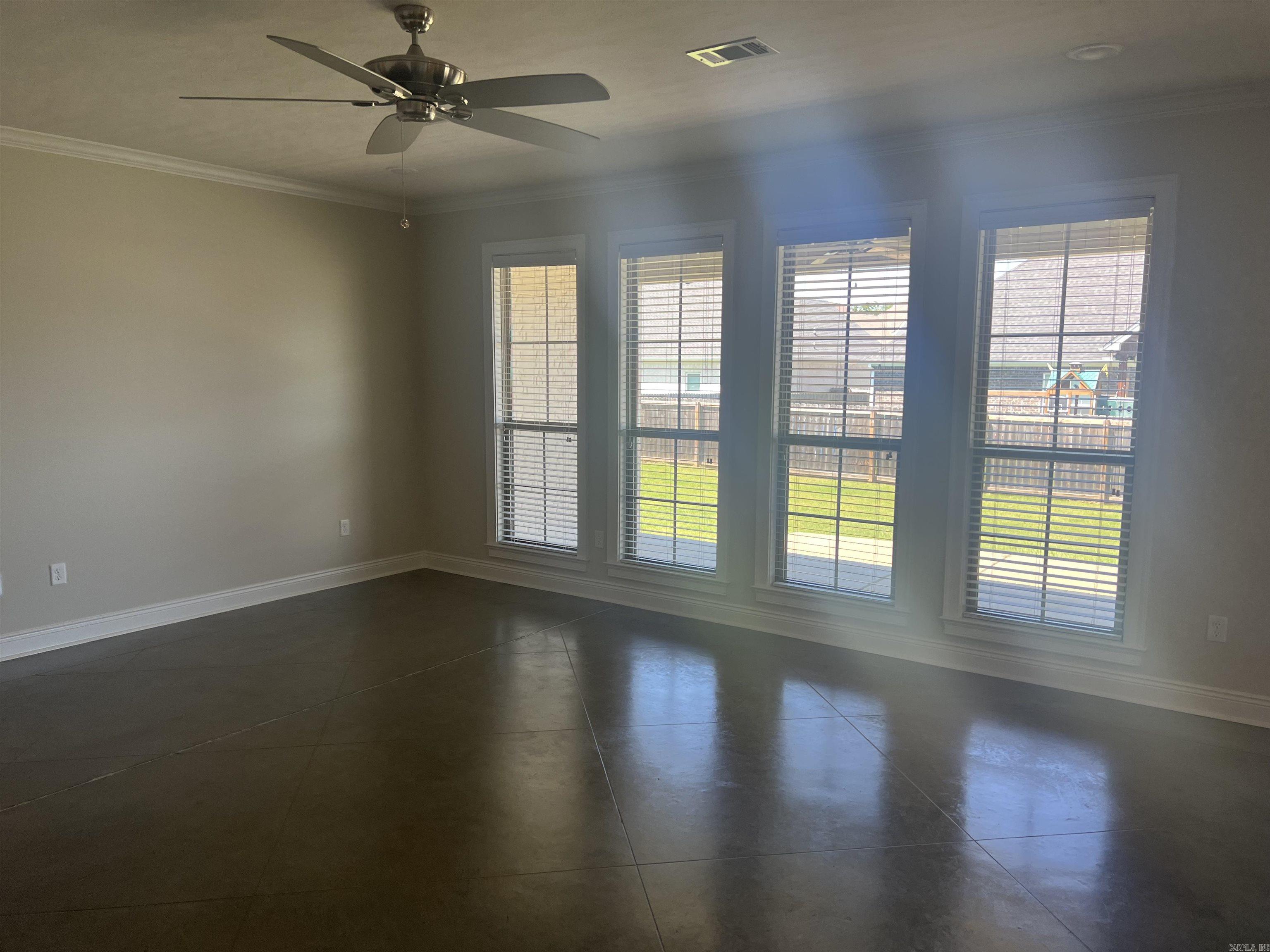 SALEM WOODS - Residential