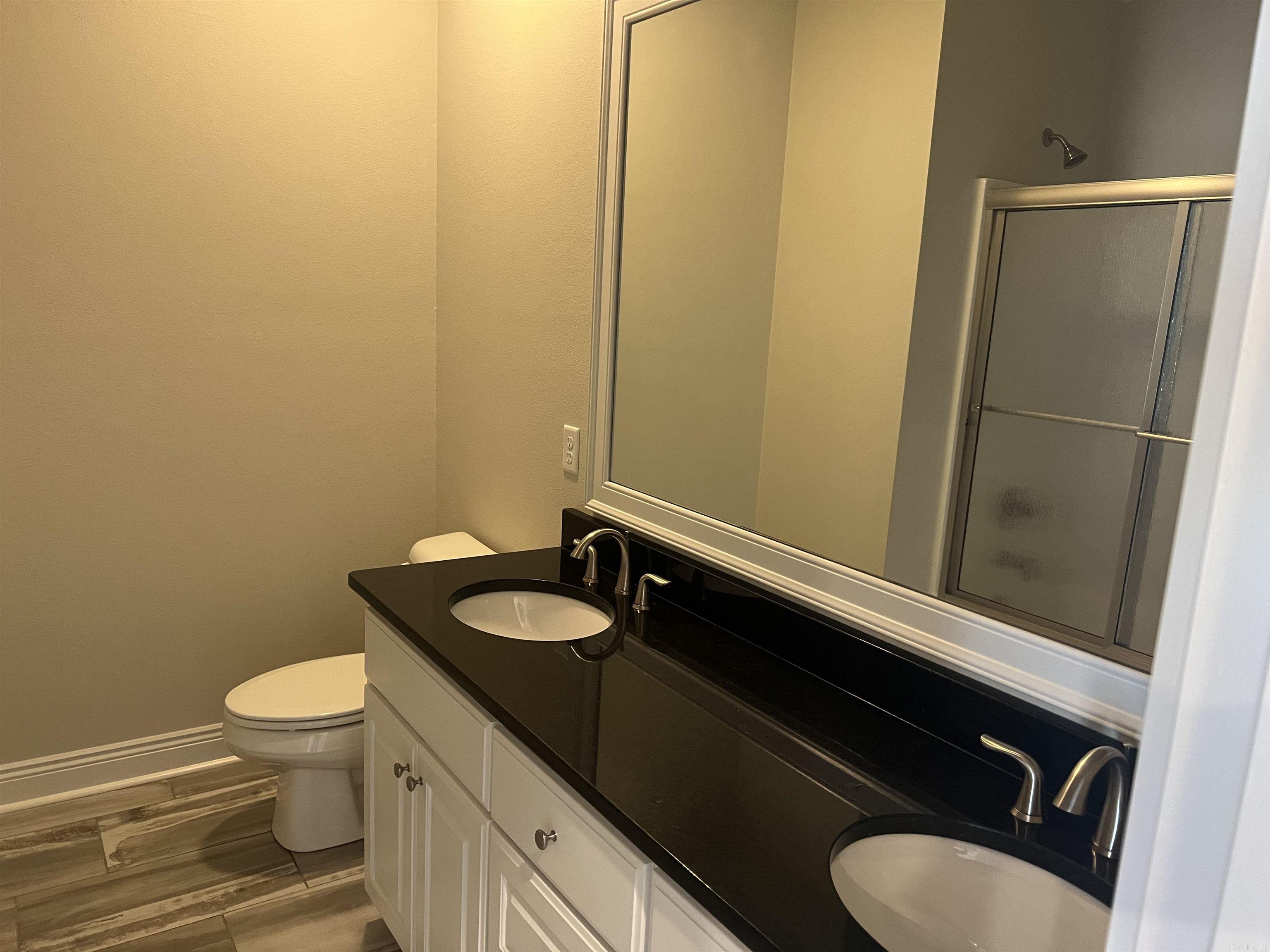 SALEM WOODS - Residential