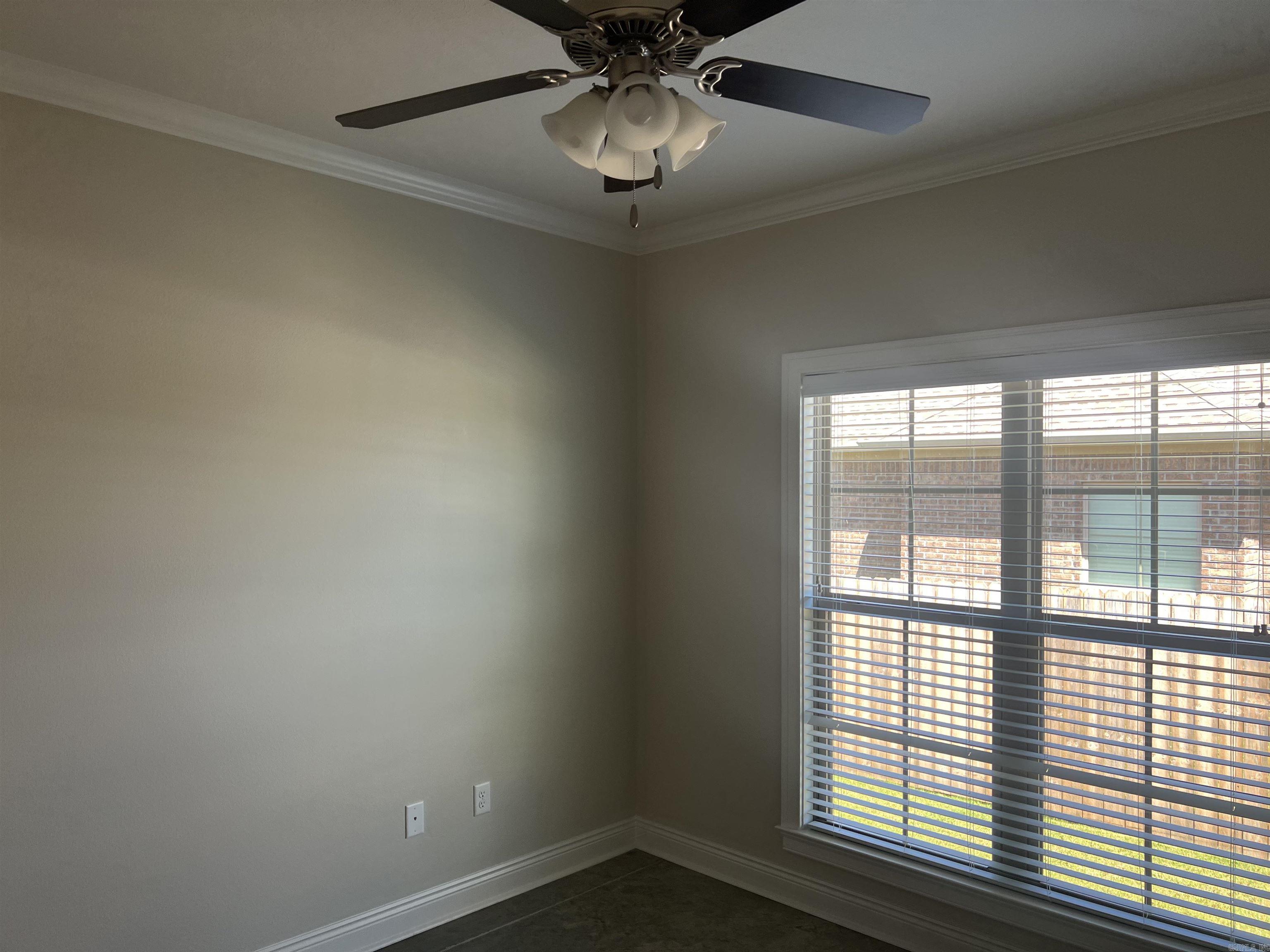 SALEM WOODS - Residential