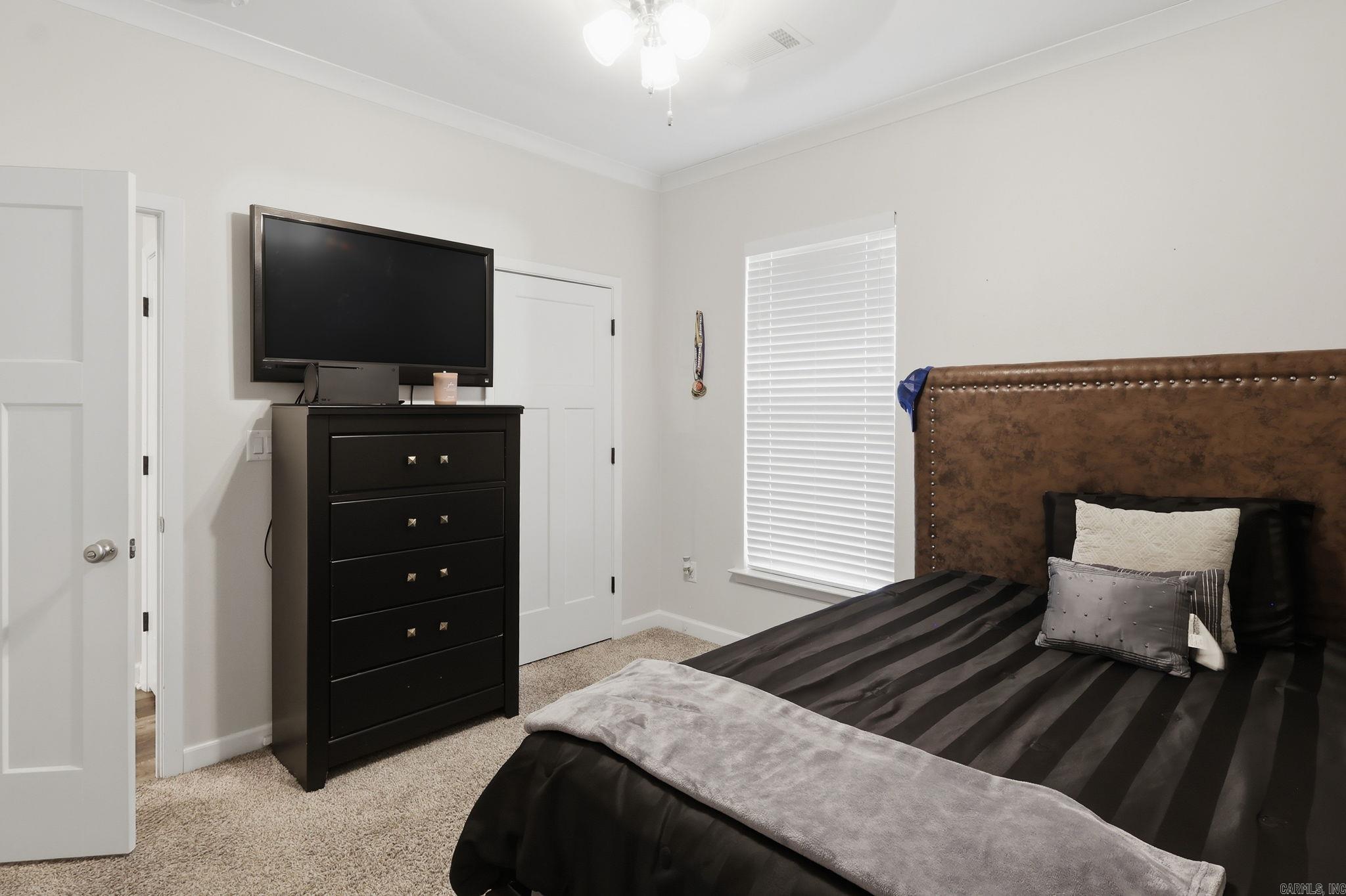 DAWSONS POINTE - Residential