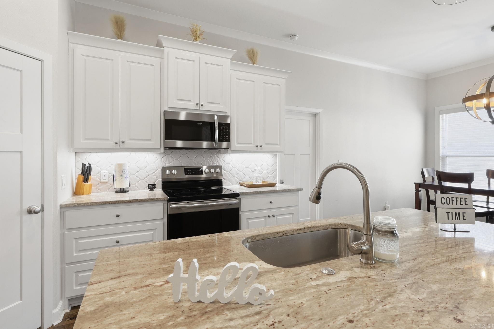 DAWSONS POINTE - Residential