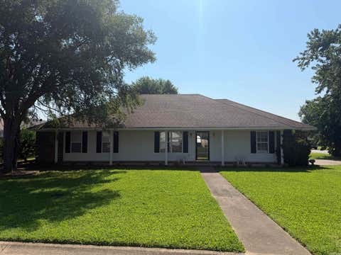 Photo of 406 Village Drive, Searcy, AR 72143 (MLS # 26031522)