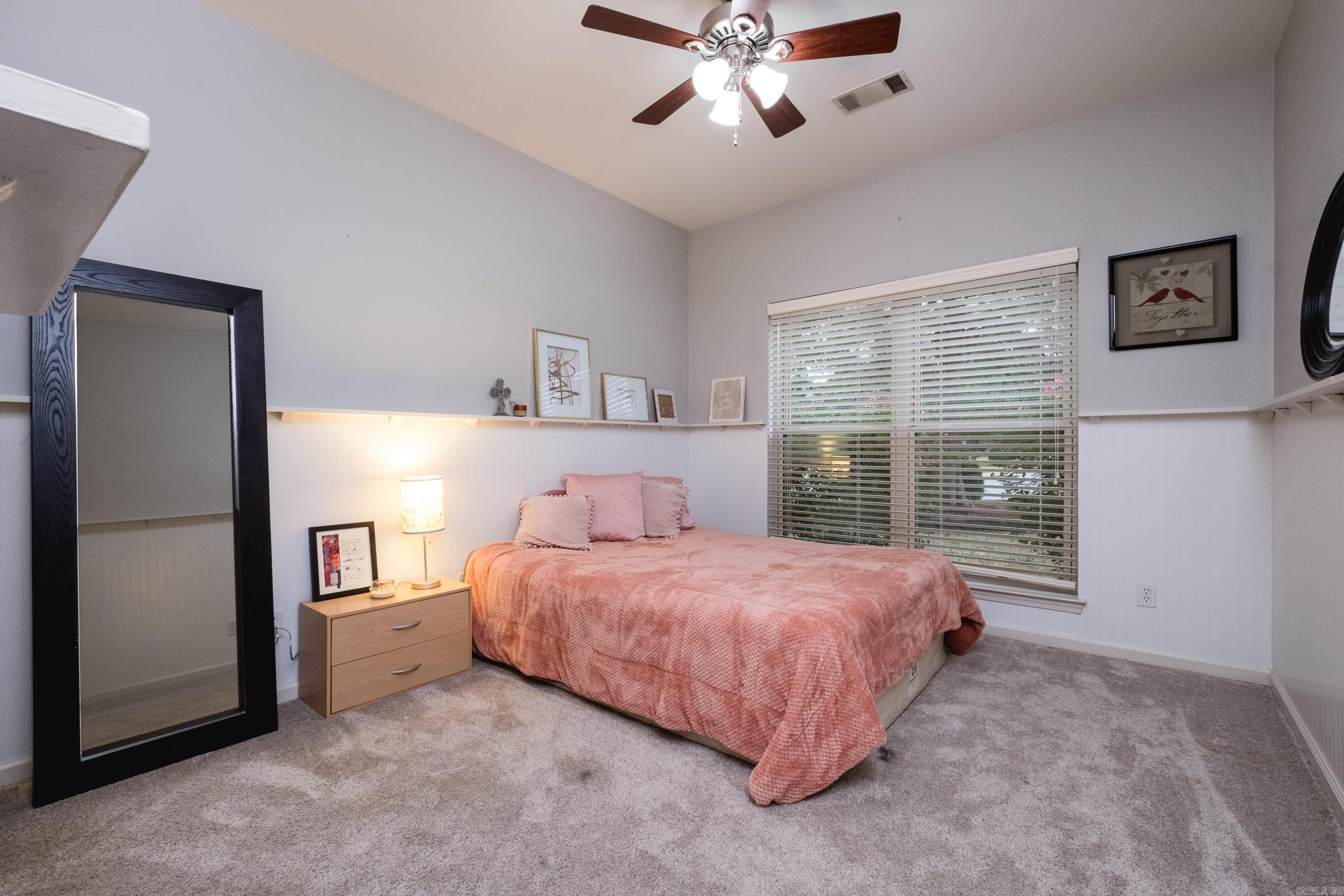 COUNTRY CLUB OF ARK THE - Residential