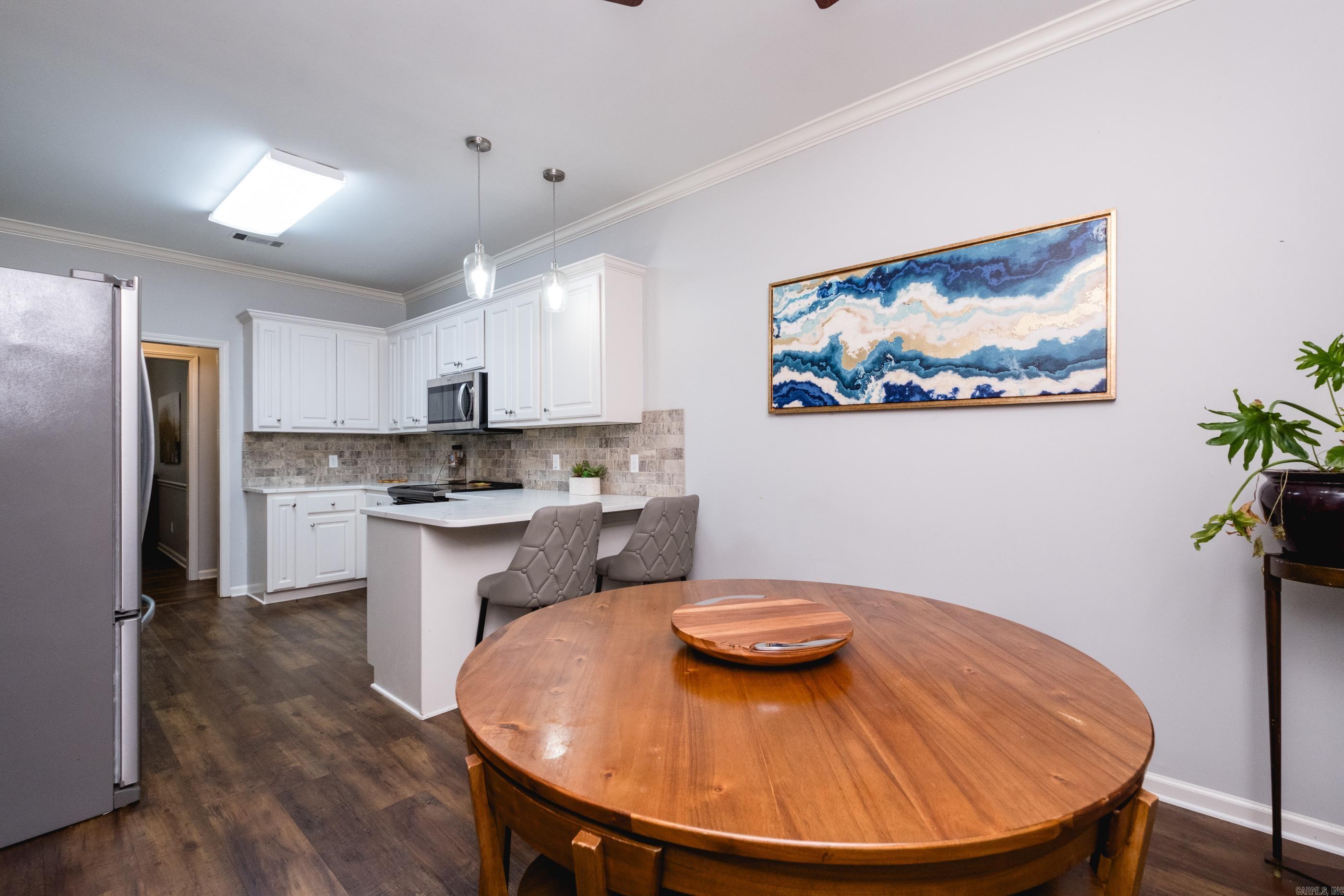 COUNTRY CLUB OF ARK THE - Residential