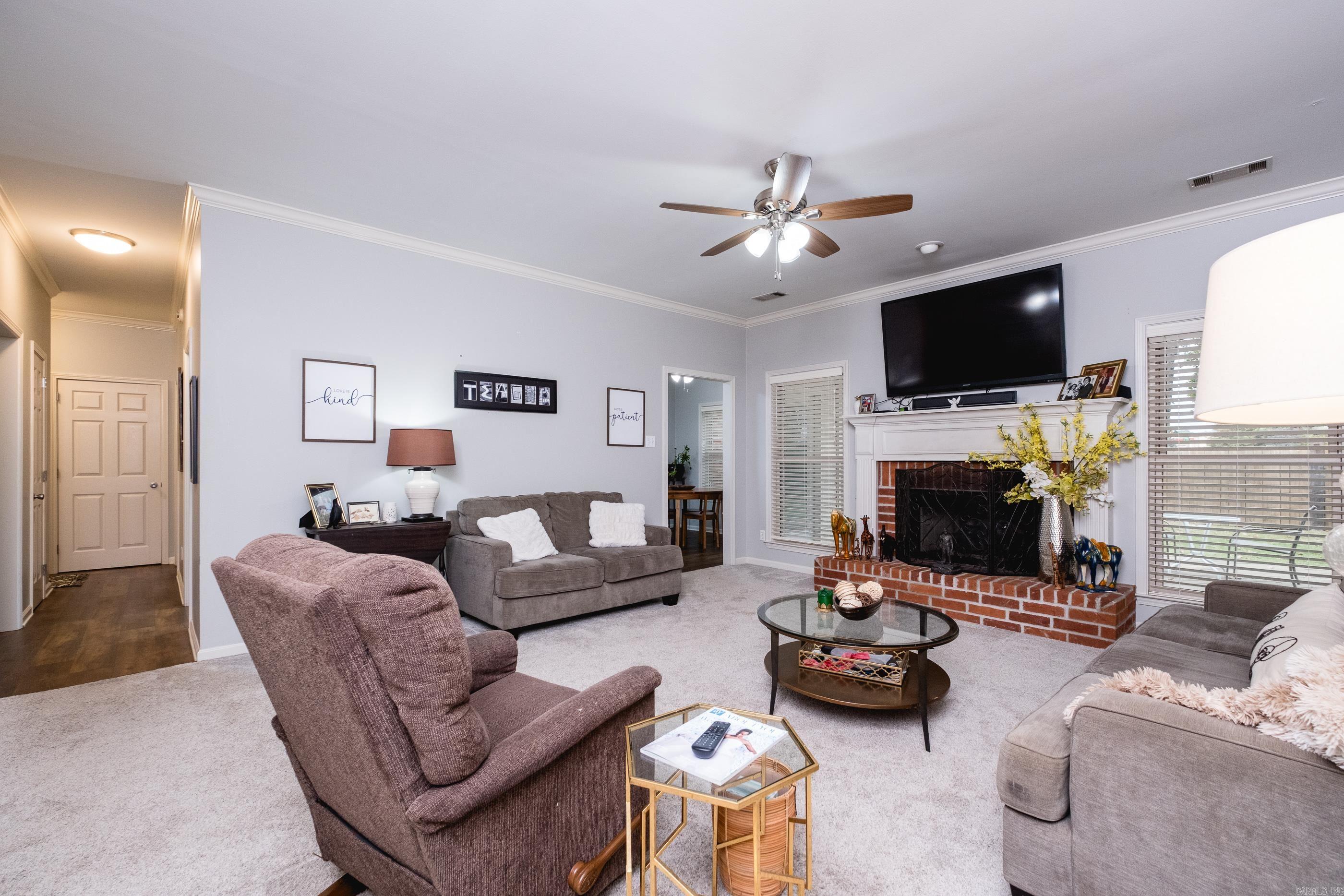 COUNTRY CLUB OF ARK THE - Residential