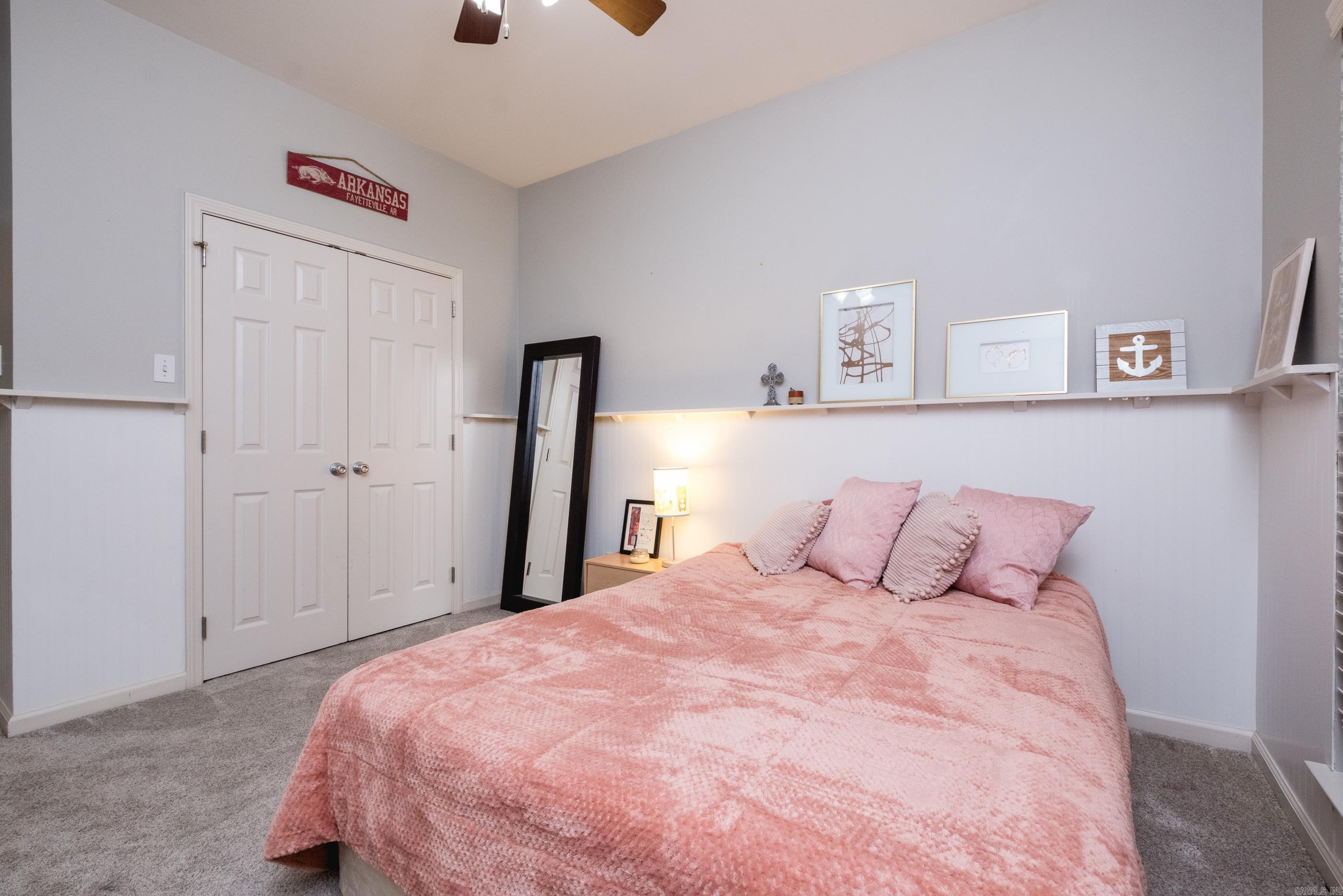 COUNTRY CLUB OF ARK THE - Residential