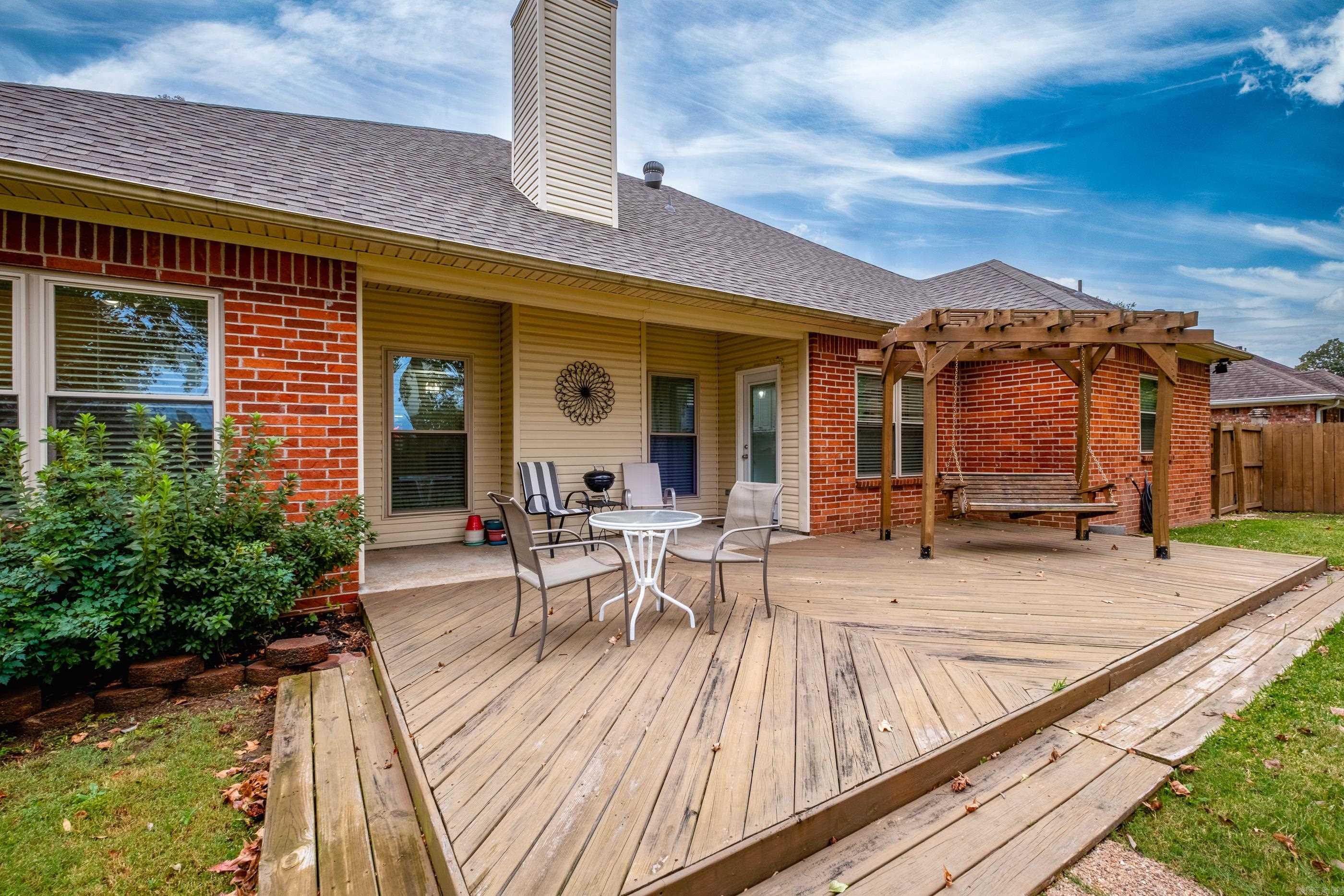 COUNTRY CLUB OF ARK THE - Residential