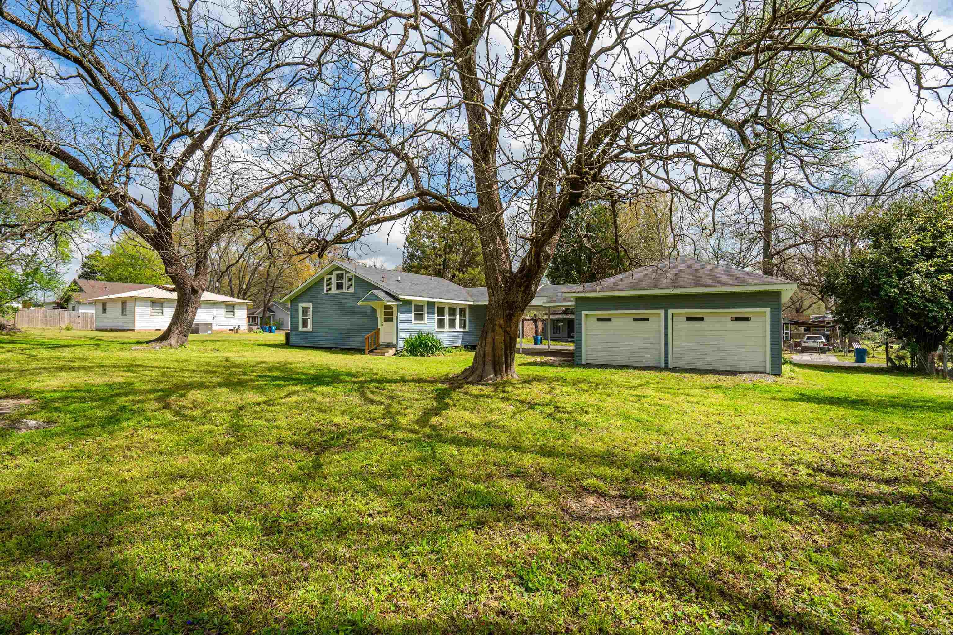 BAKER HILL ADDITION - Residential