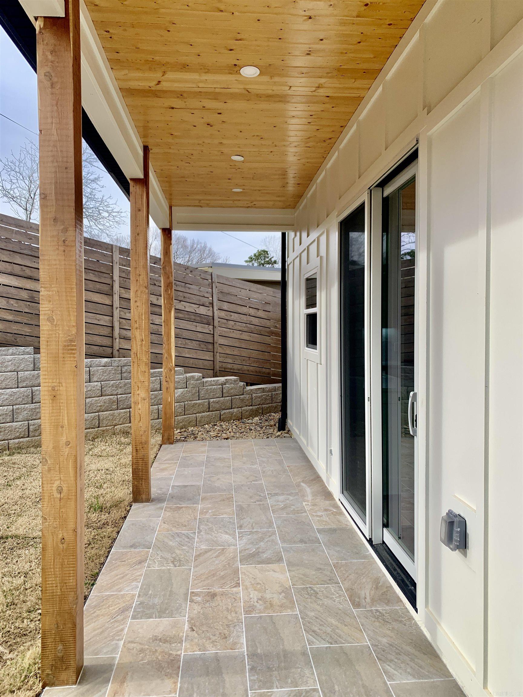 KINGWOOD PLACE - Residential