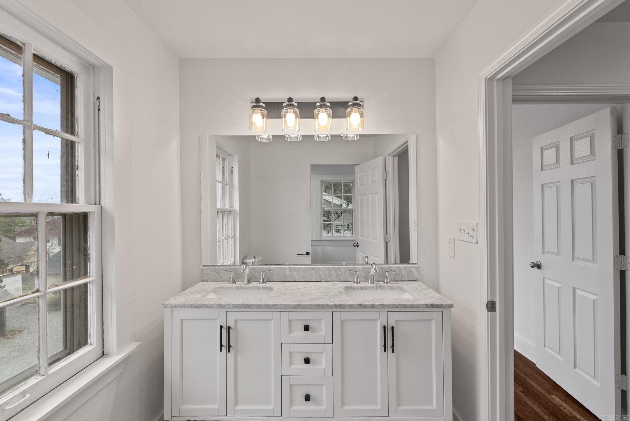 CAPITOL VIEW - Residential