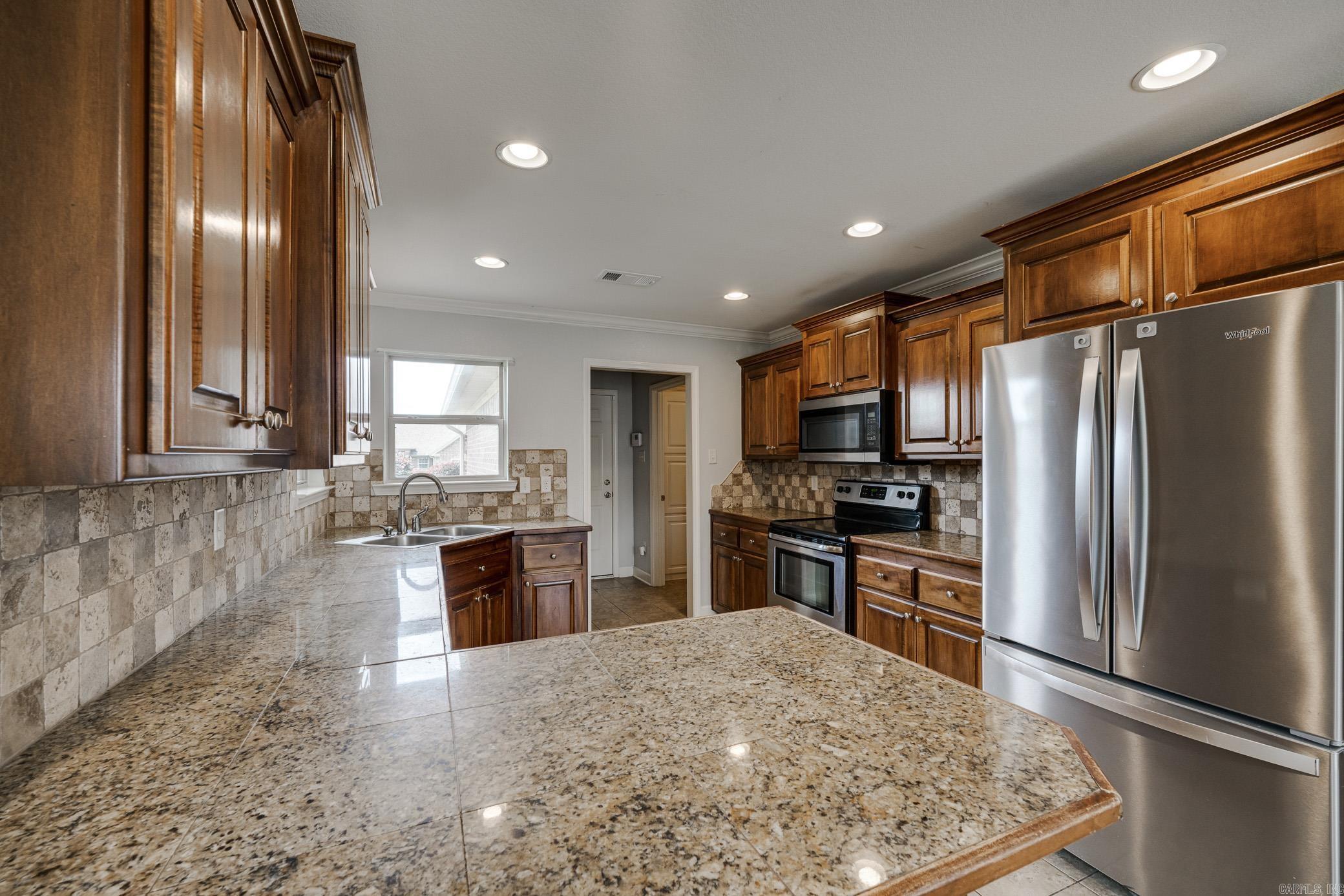 BASE MEADOWS ADDN - Residential