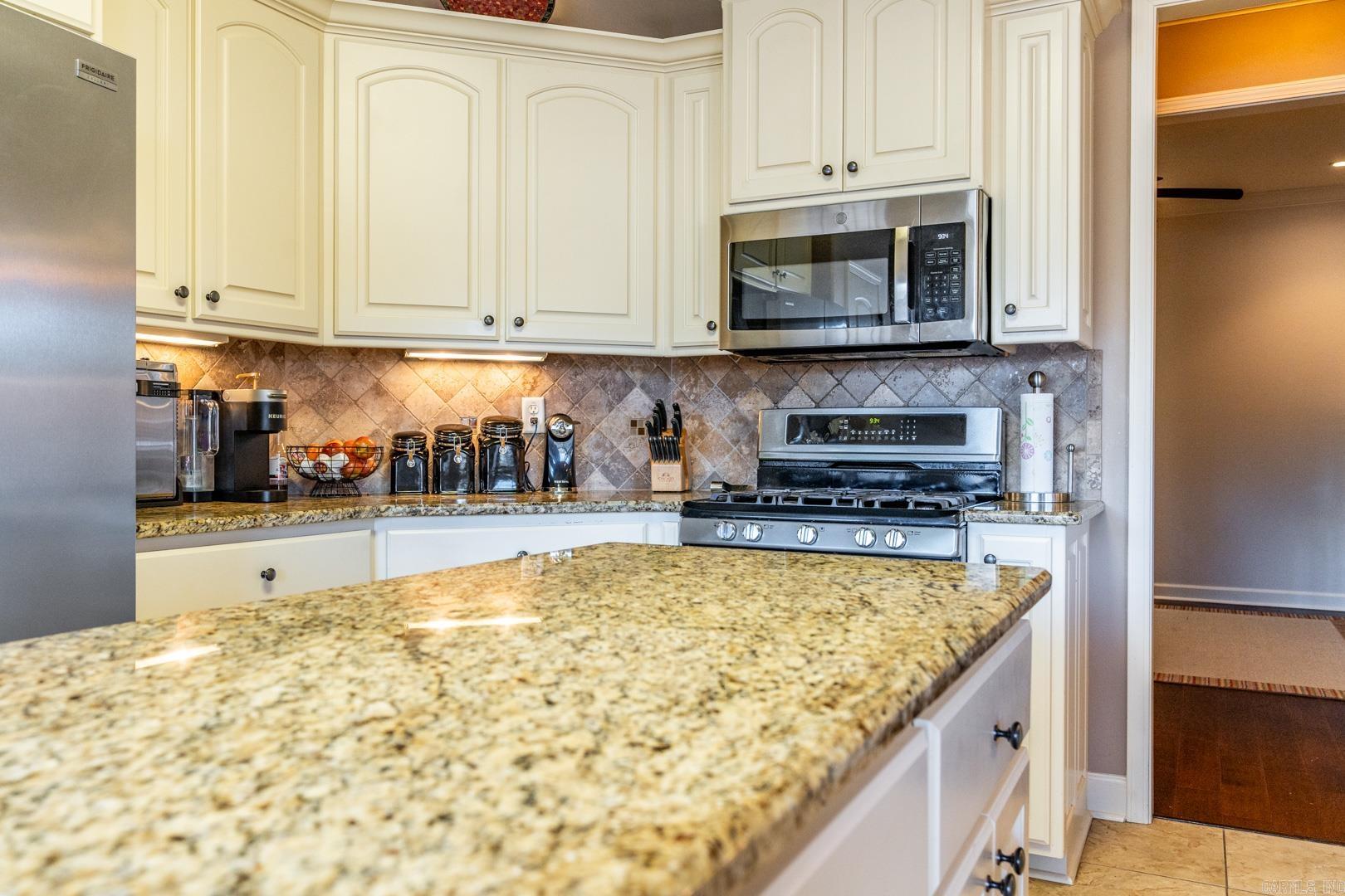 WATERS EDGE - Residential