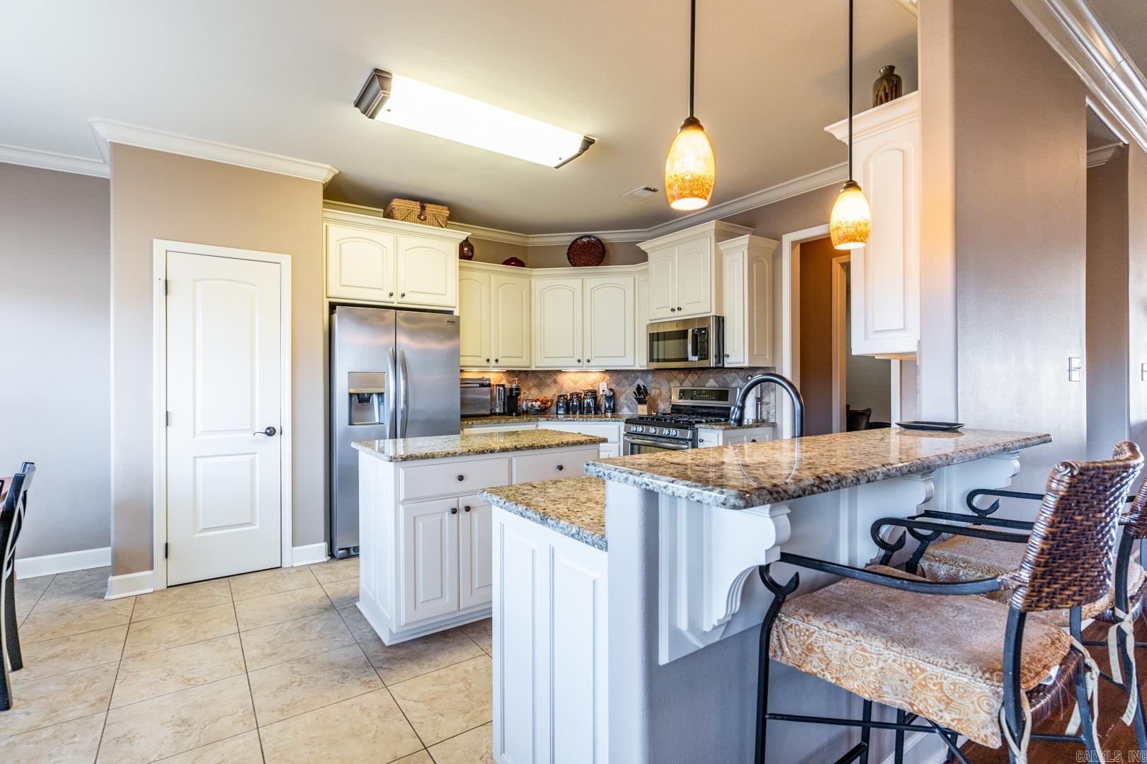 WATERS EDGE - Residential