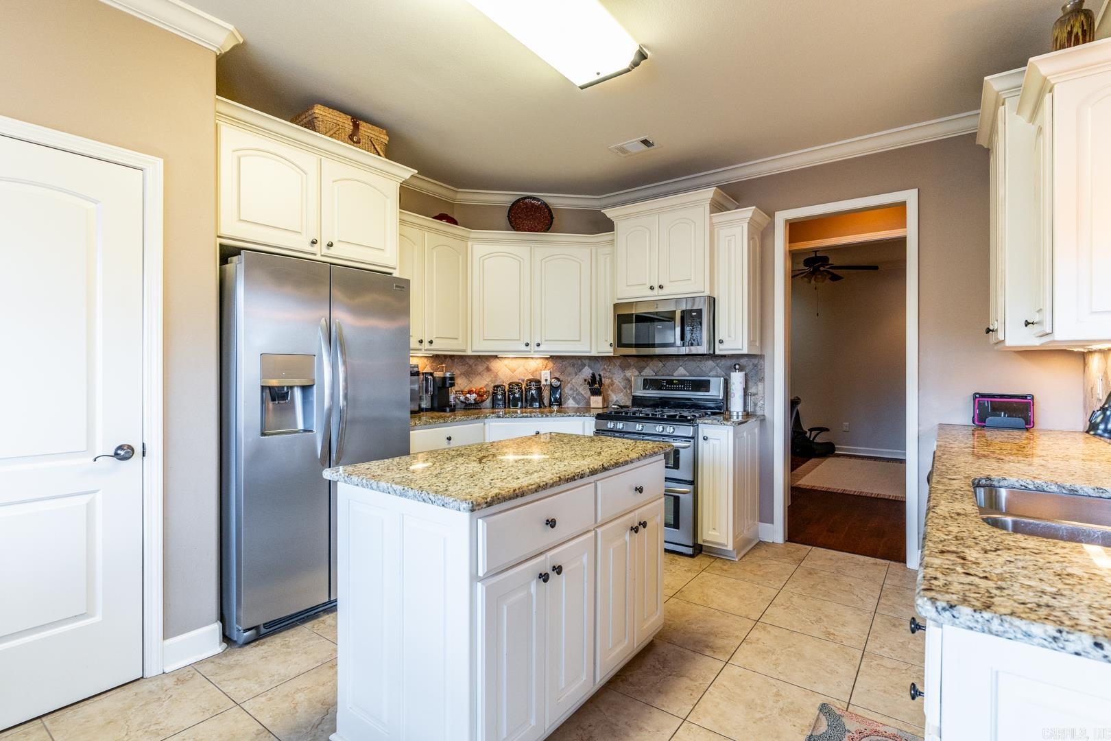 WATERS EDGE - Residential