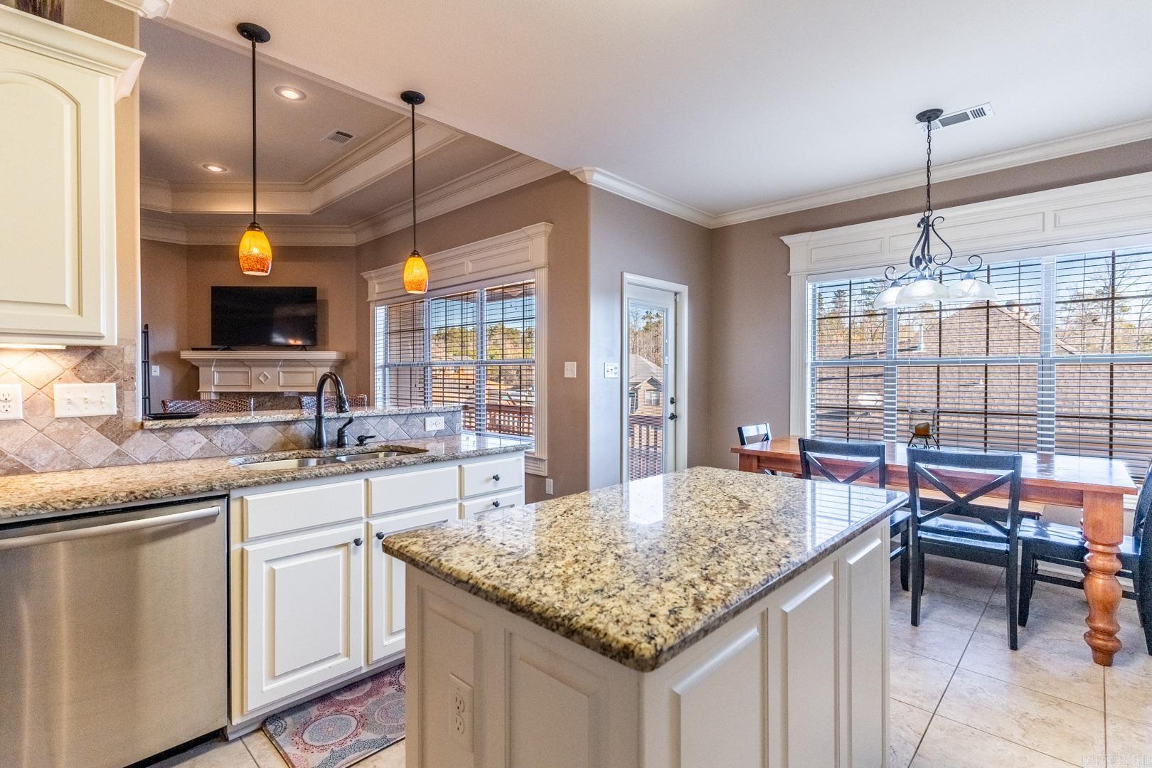 WATERS EDGE - Residential