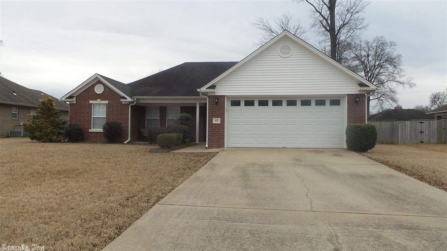 This is a great home that offers lots of space with large bedrooms & HUGE closets. Big kitchen with lots of counter space & a window looking in the backyard. This home has lots of features and is great for the growing family. Great neighborhood with great neighbors! COME SEE TODAY! Sq. Ft. approx. measuring encouraged. See Agent Remarks!