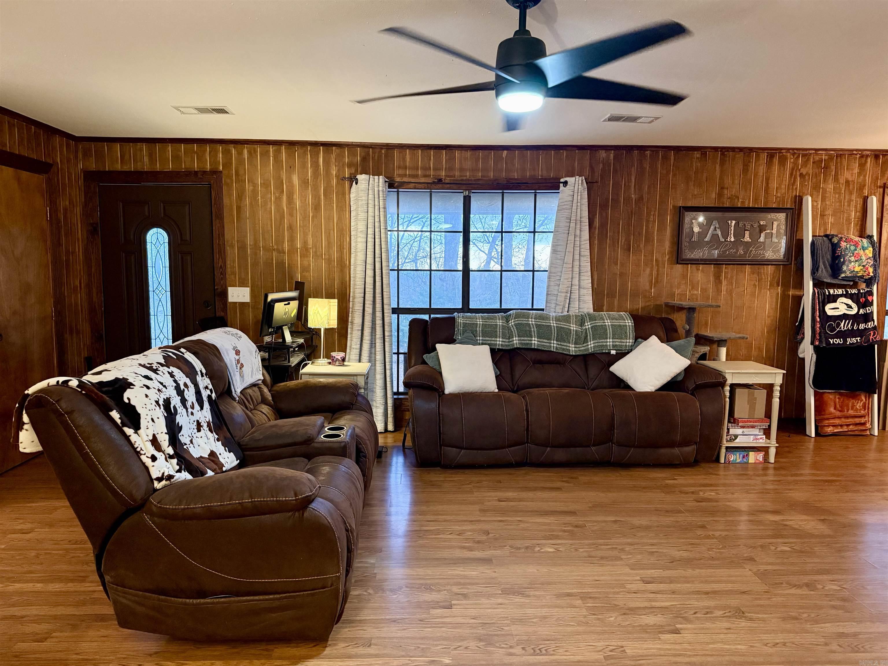 Newark M&B - Residential