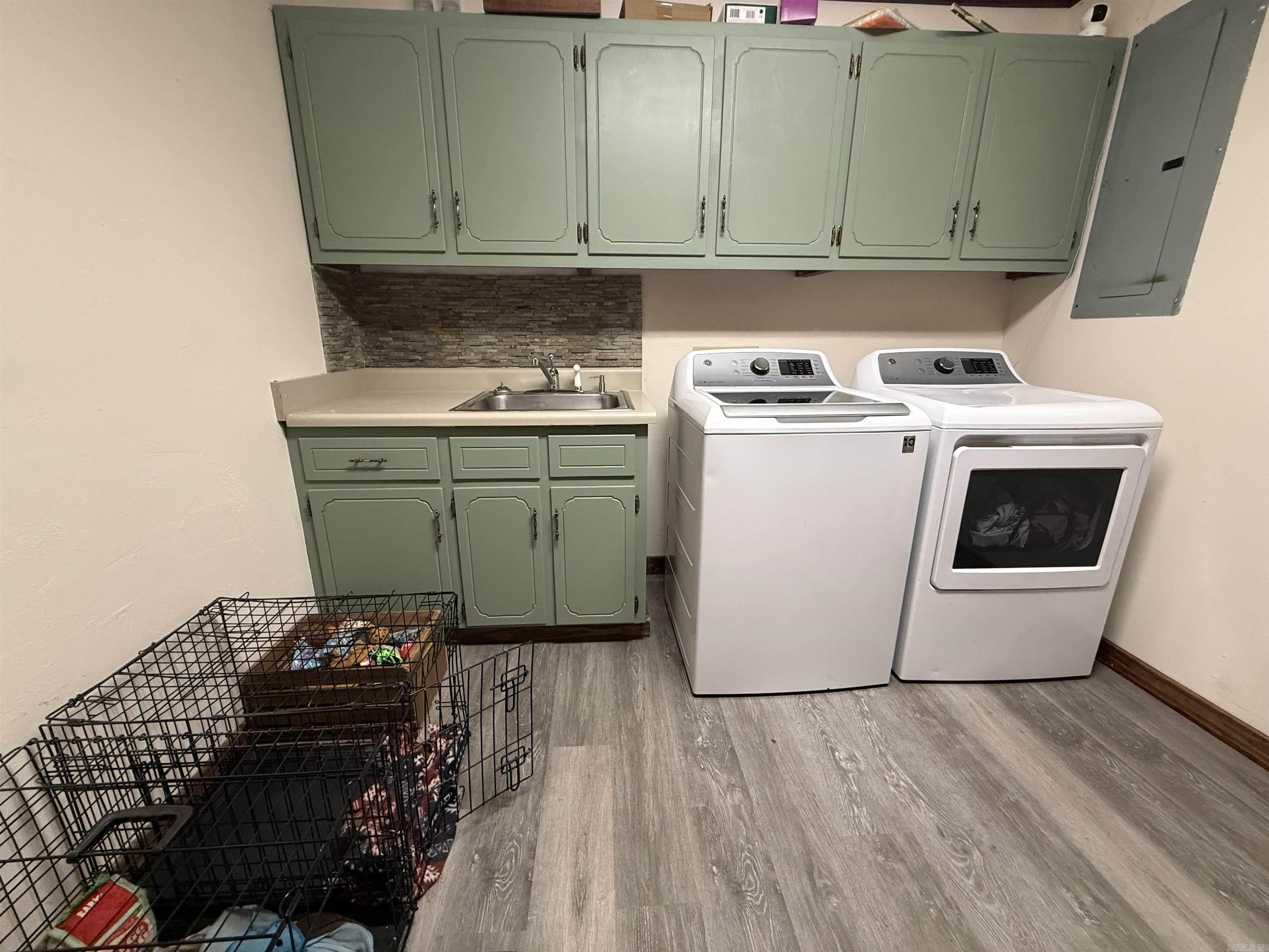 Newark M&B - Residential