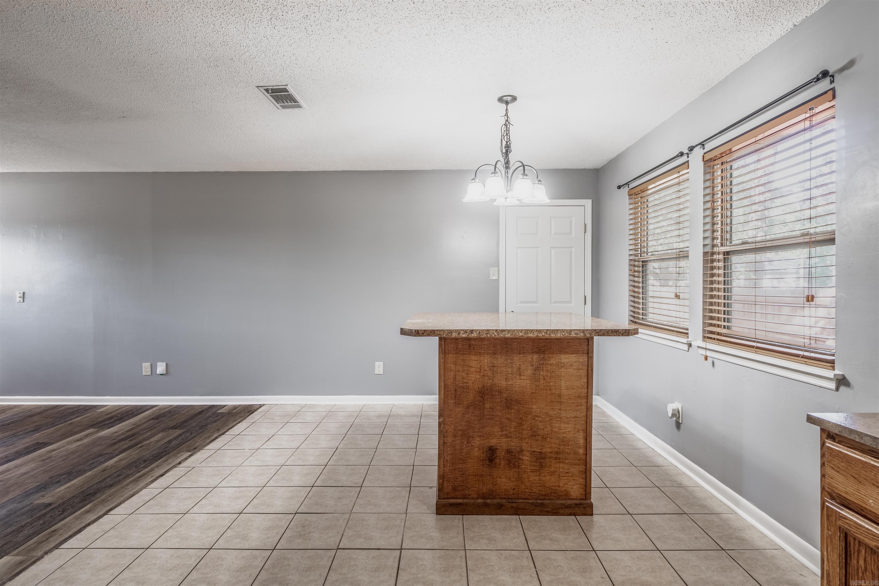 Twin Lakes - Residential