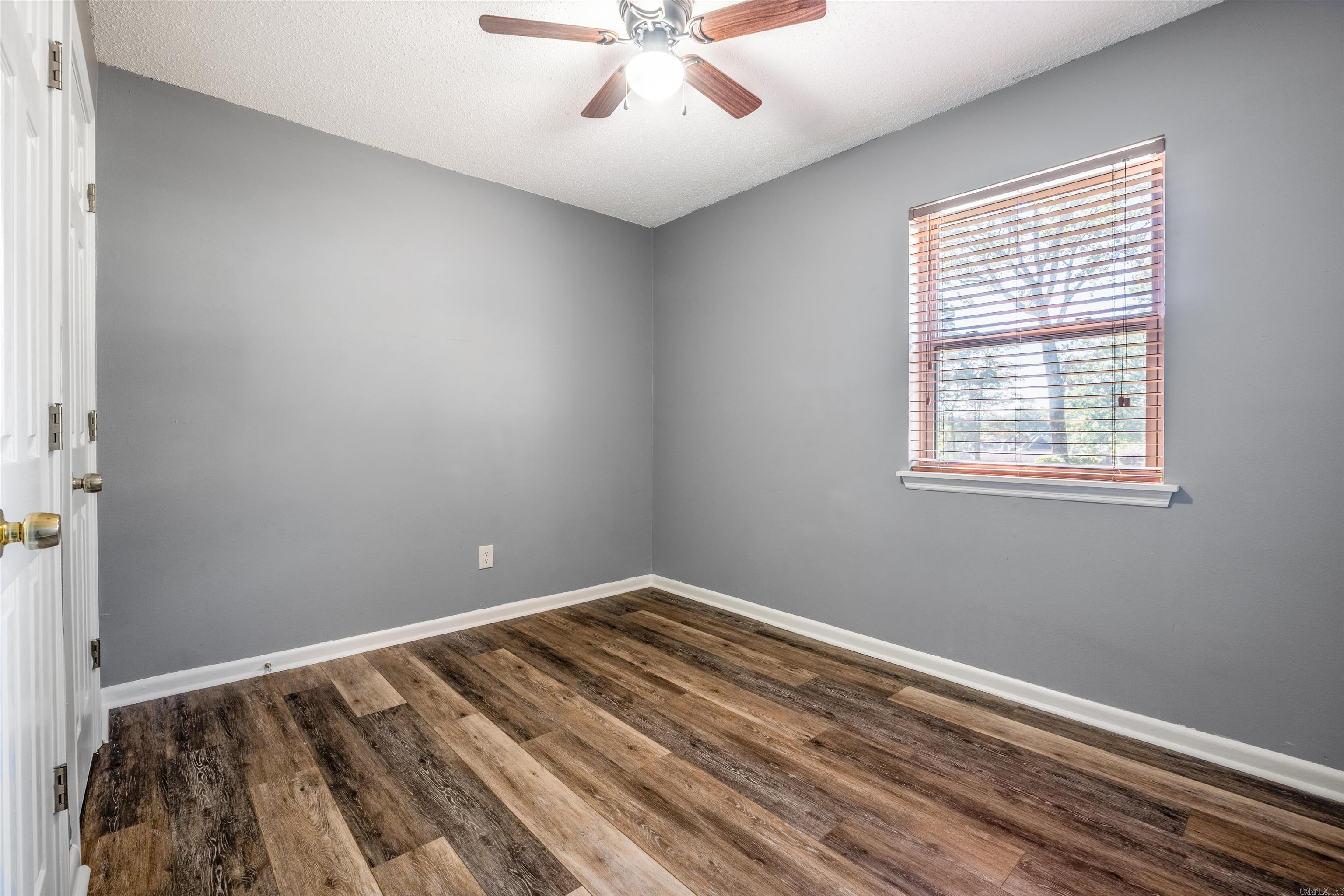 Twin Lakes - Residential