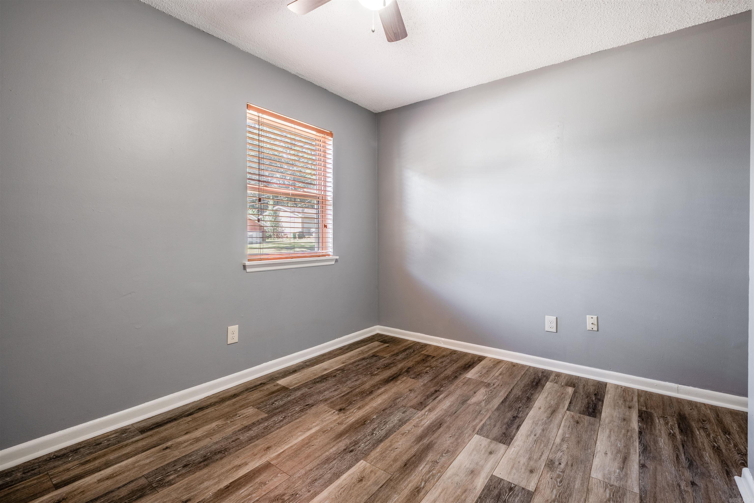 Twin Lakes - Residential