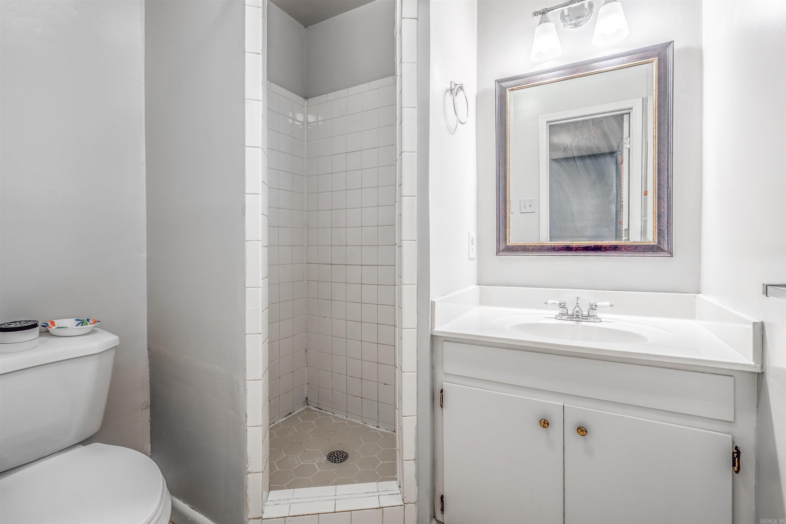 Twin Lakes - Residential