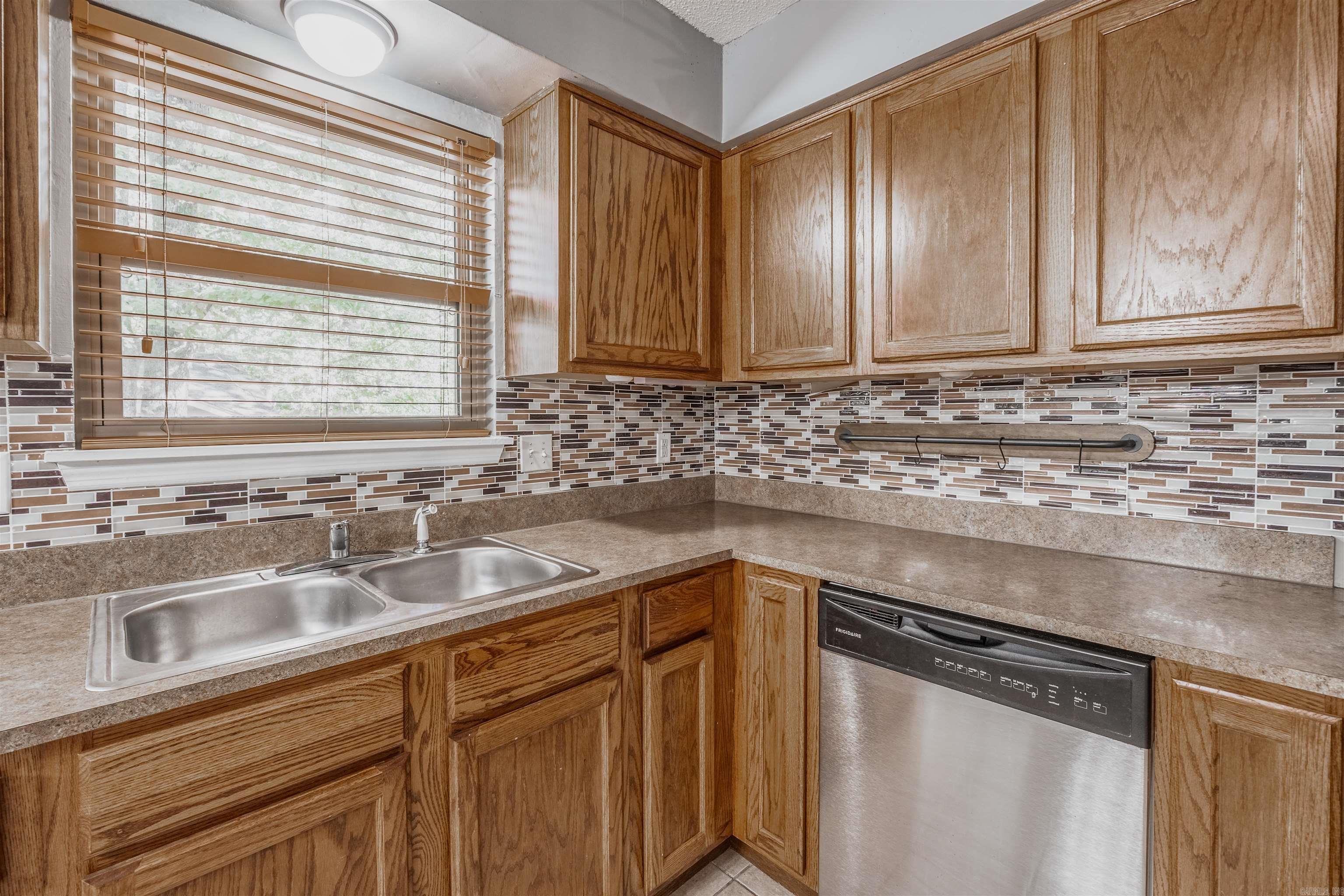 Twin Lakes - Residential