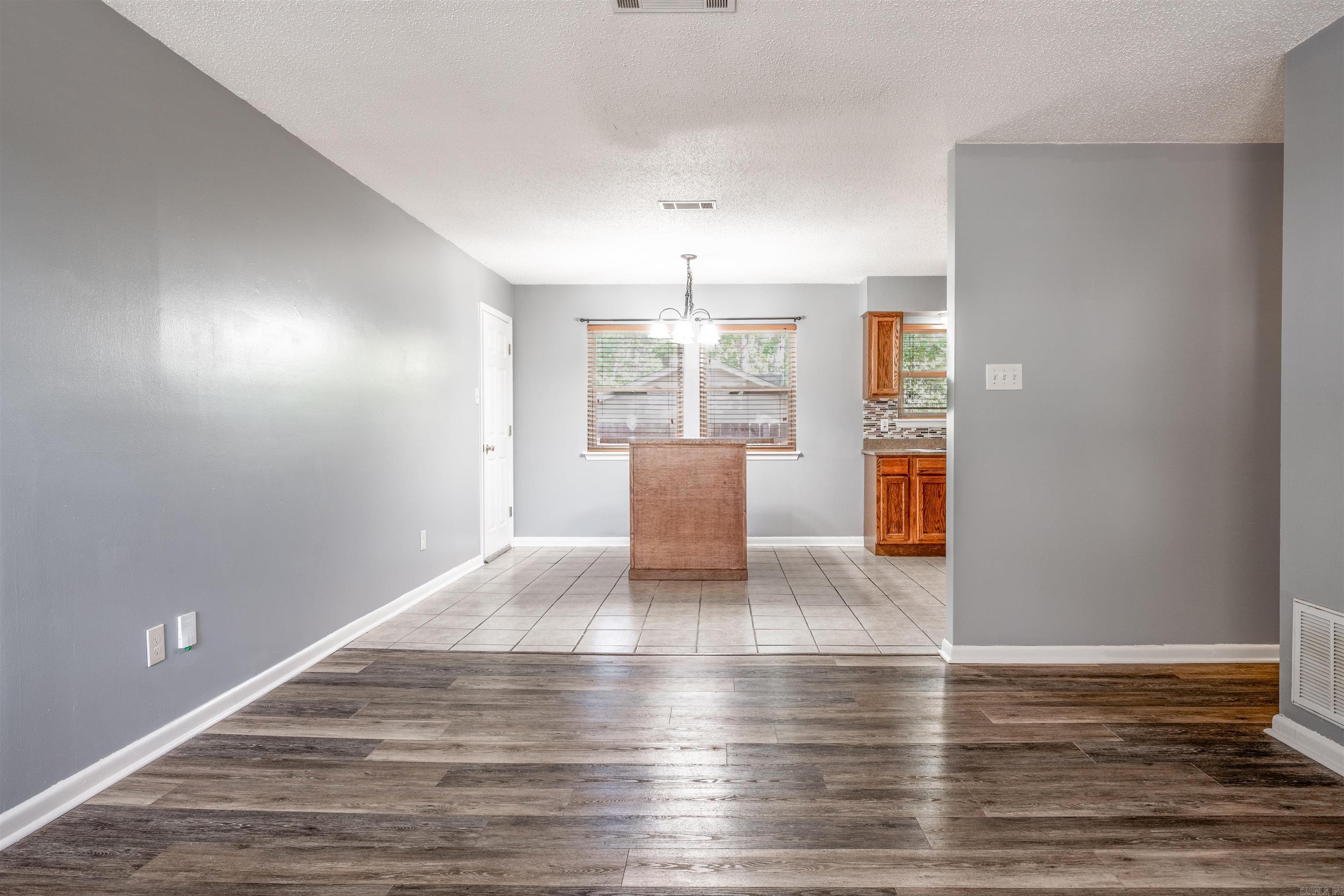 Twin Lakes - Residential