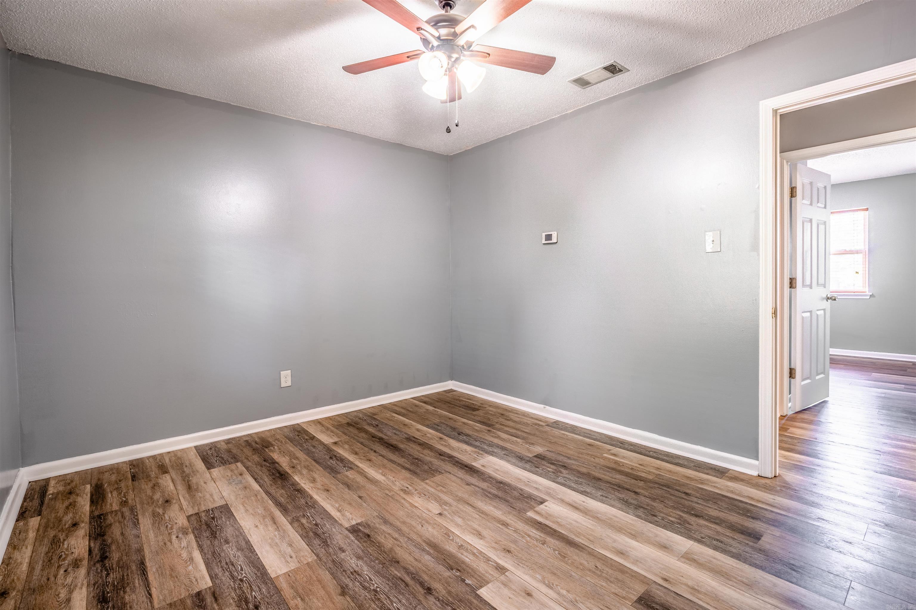 Twin Lakes - Residential