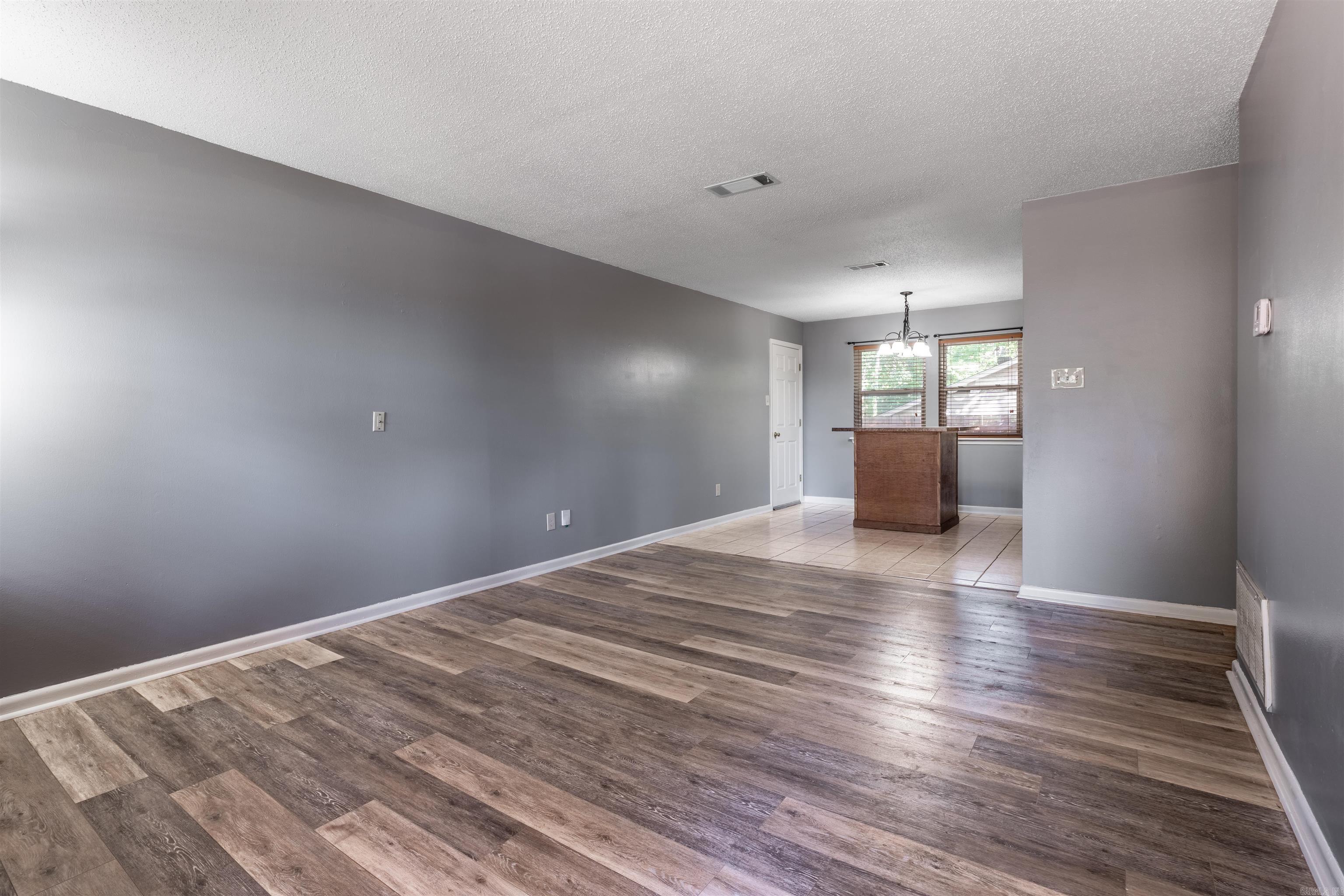 Twin Lakes - Residential