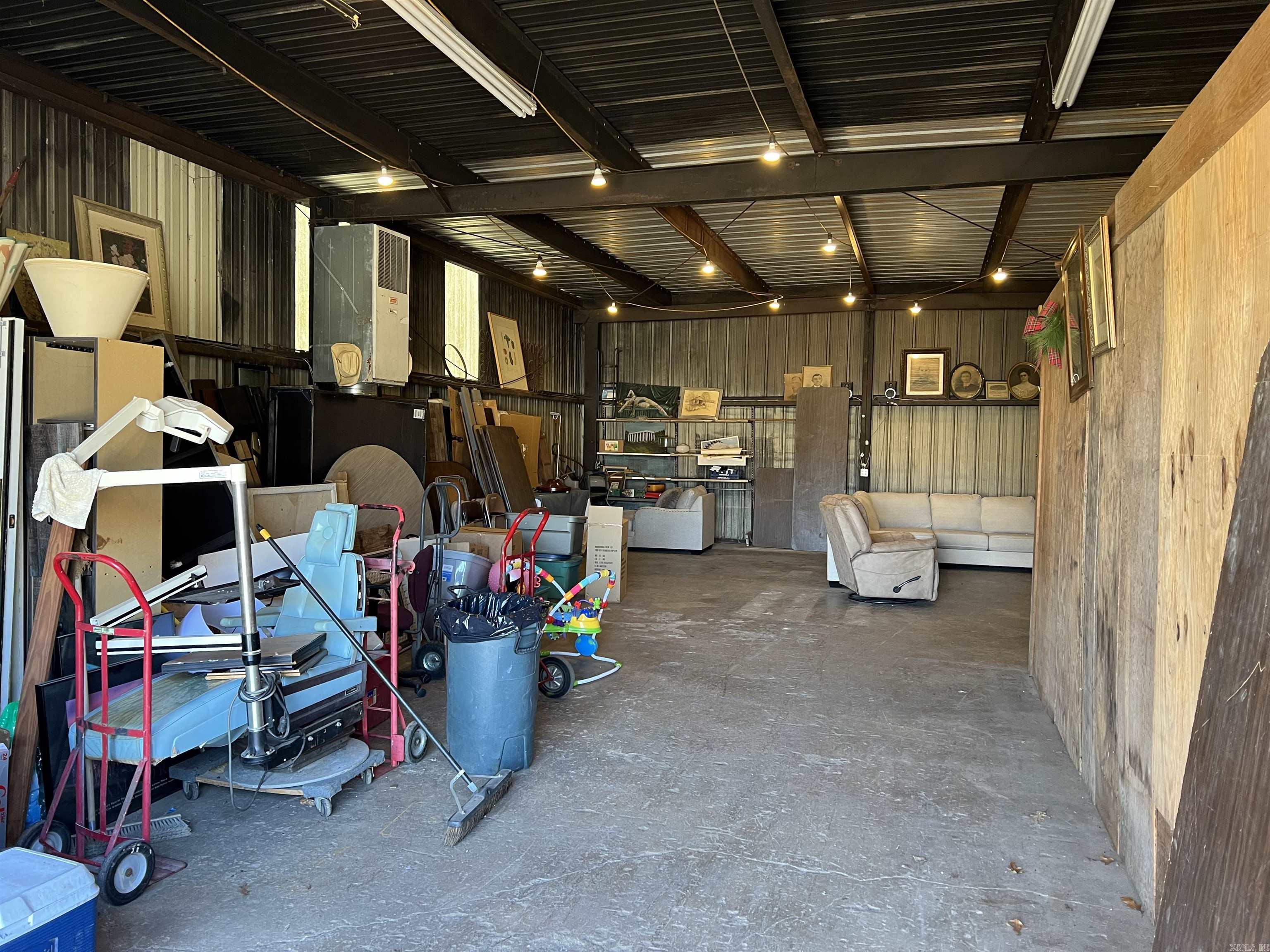 Owosso - Commercial Sale