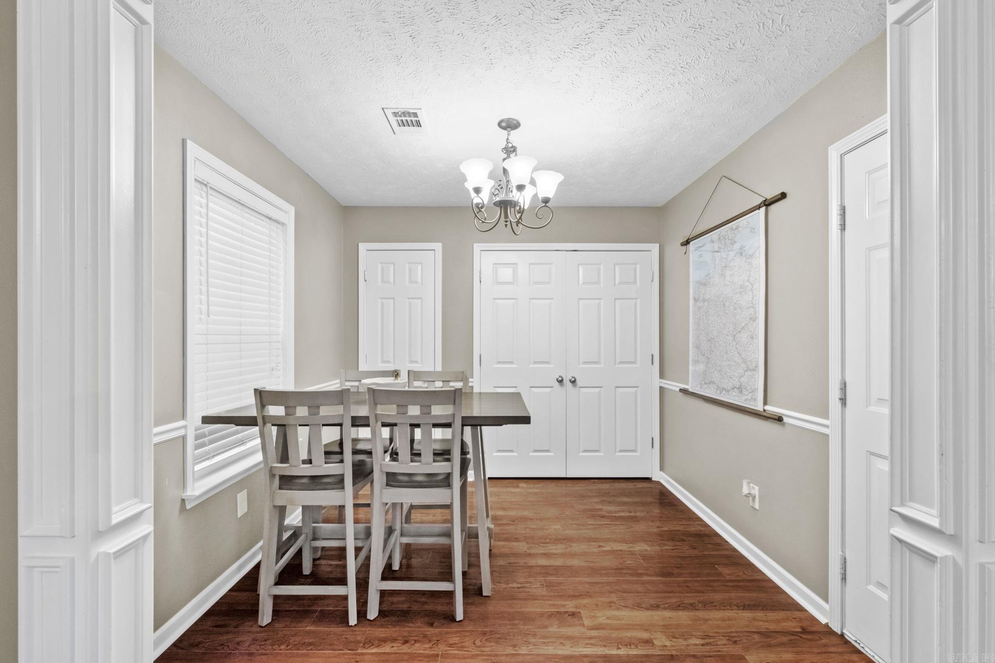 GOLDEN MEADOWS - Residential