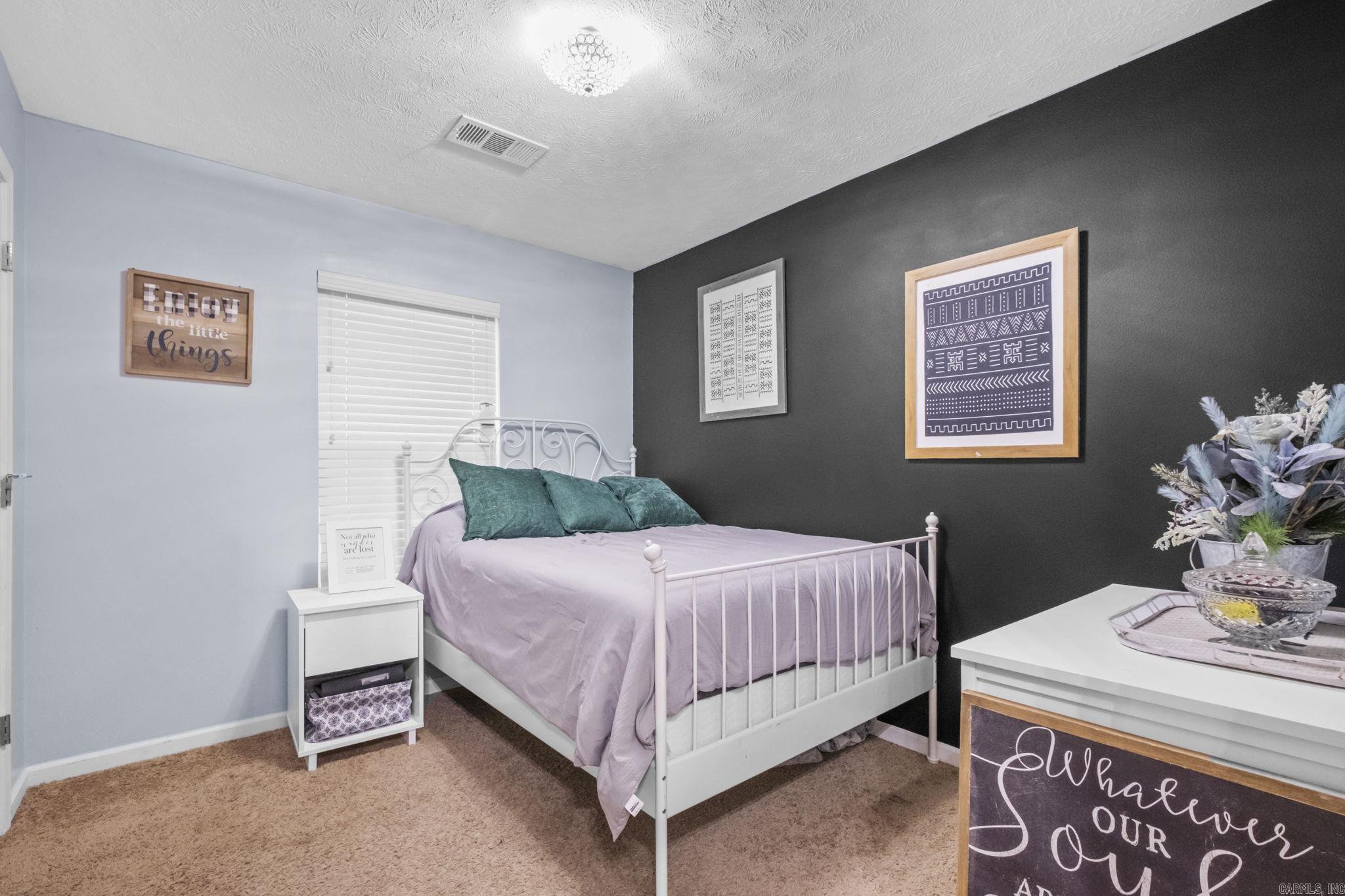 GOLDEN MEADOWS - Residential