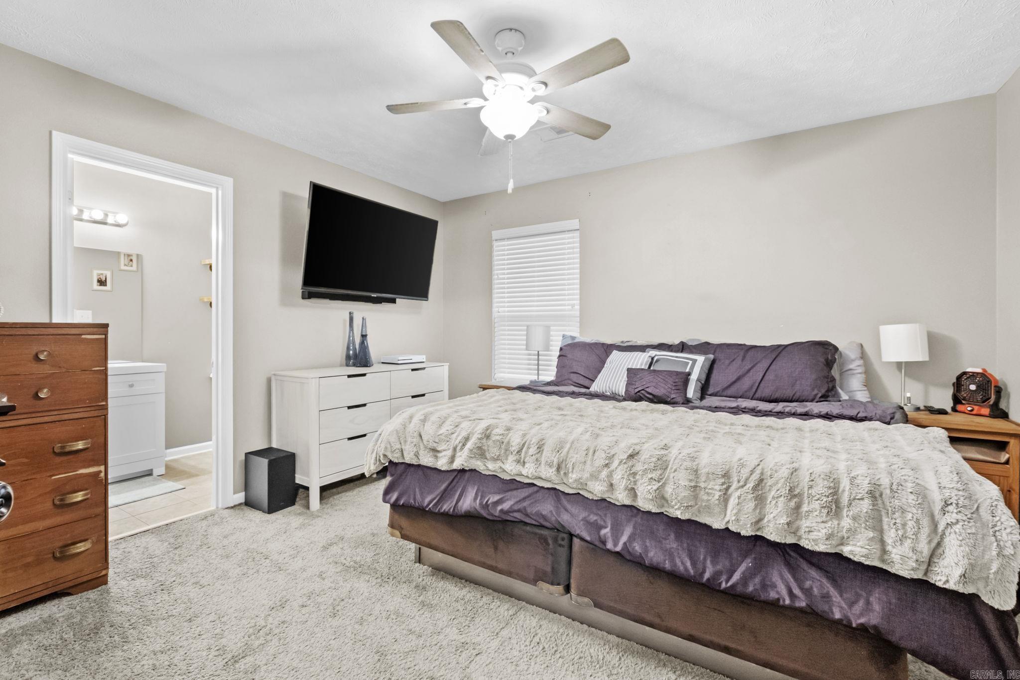 GOLDEN MEADOWS - Residential