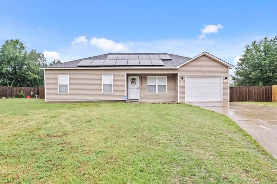 Welcome home to 17 Gold Meadow Loop. This home has an open floor plan, three great sized bedrooms and updated bathrooms. The back yard is HUGE has an above ground pool, fully fenced yard, and tons of room to entertain. Solar panels are paid off and will convey at closing. Normal electric bill is around $30 per month.