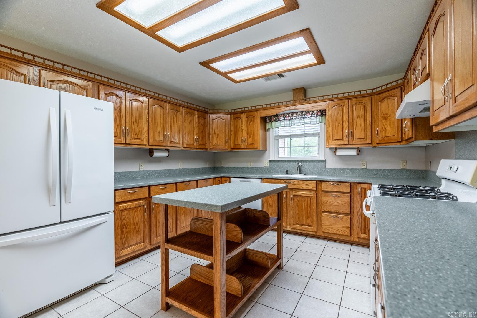 BROADMOOR - Residential