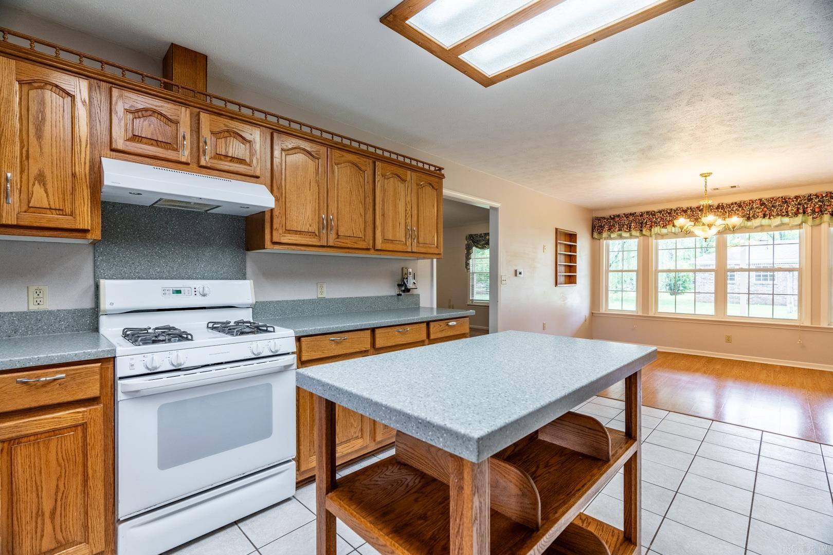 BROADMOOR - Residential