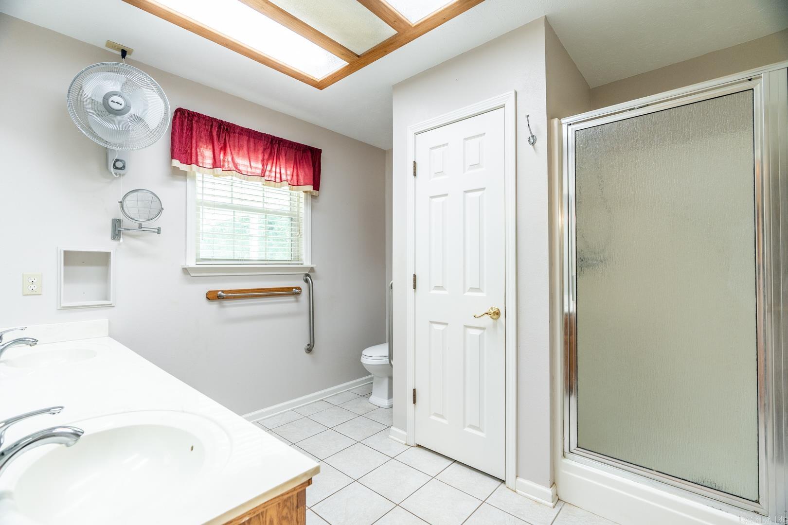 BROADMOOR - Residential