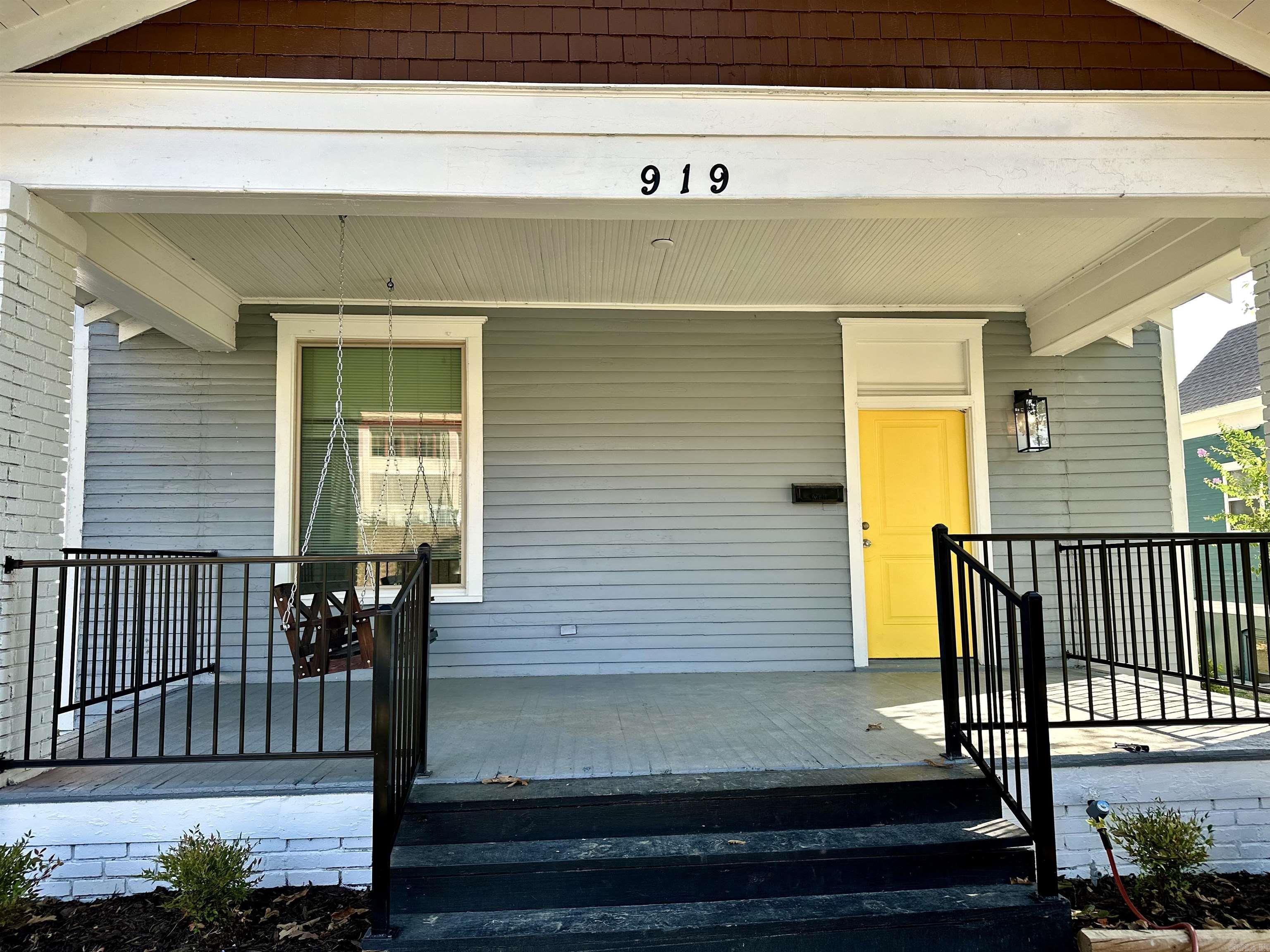 Weldon E Wrights - Residential