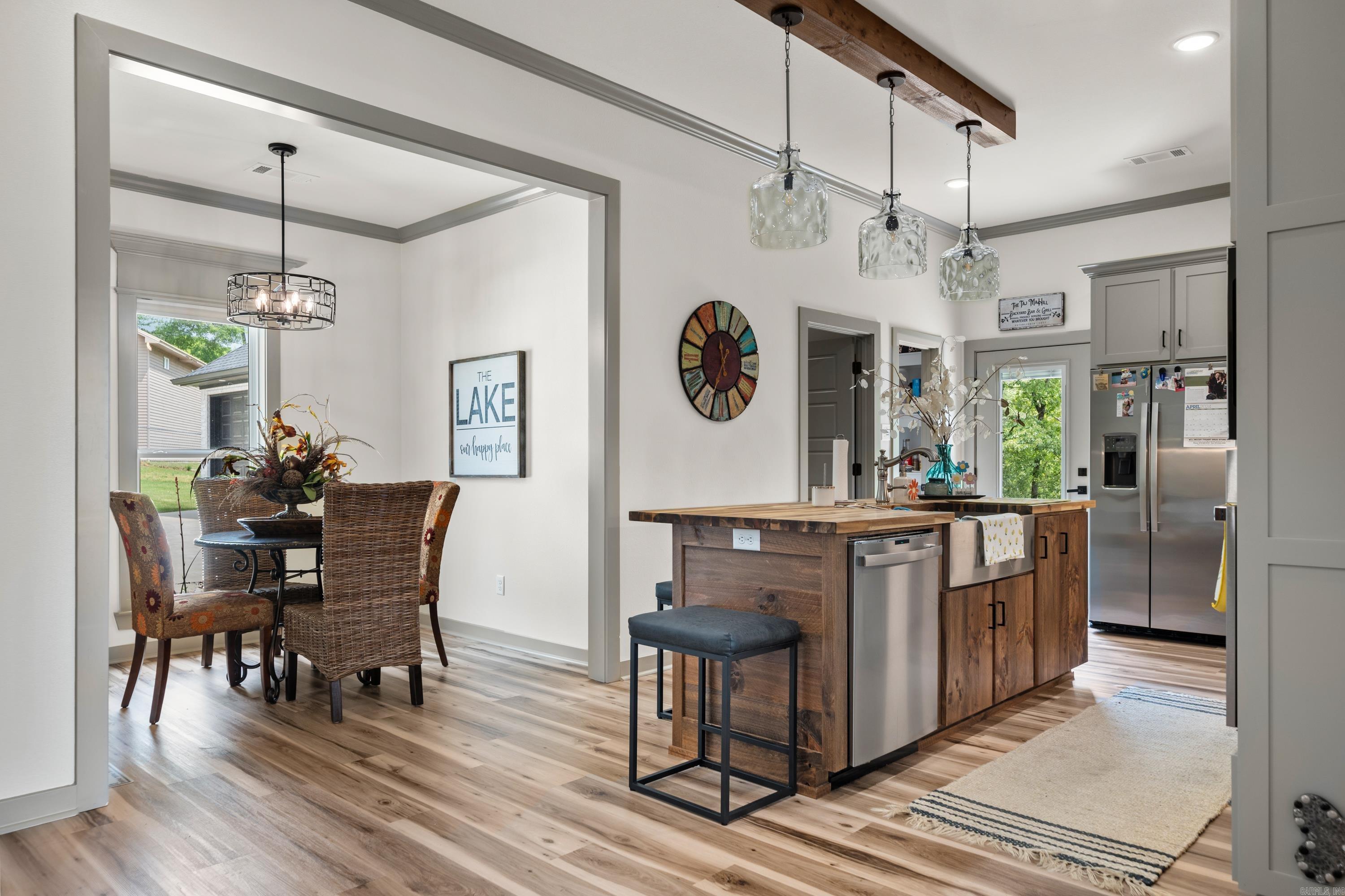 Lakeside Gardens - Residential